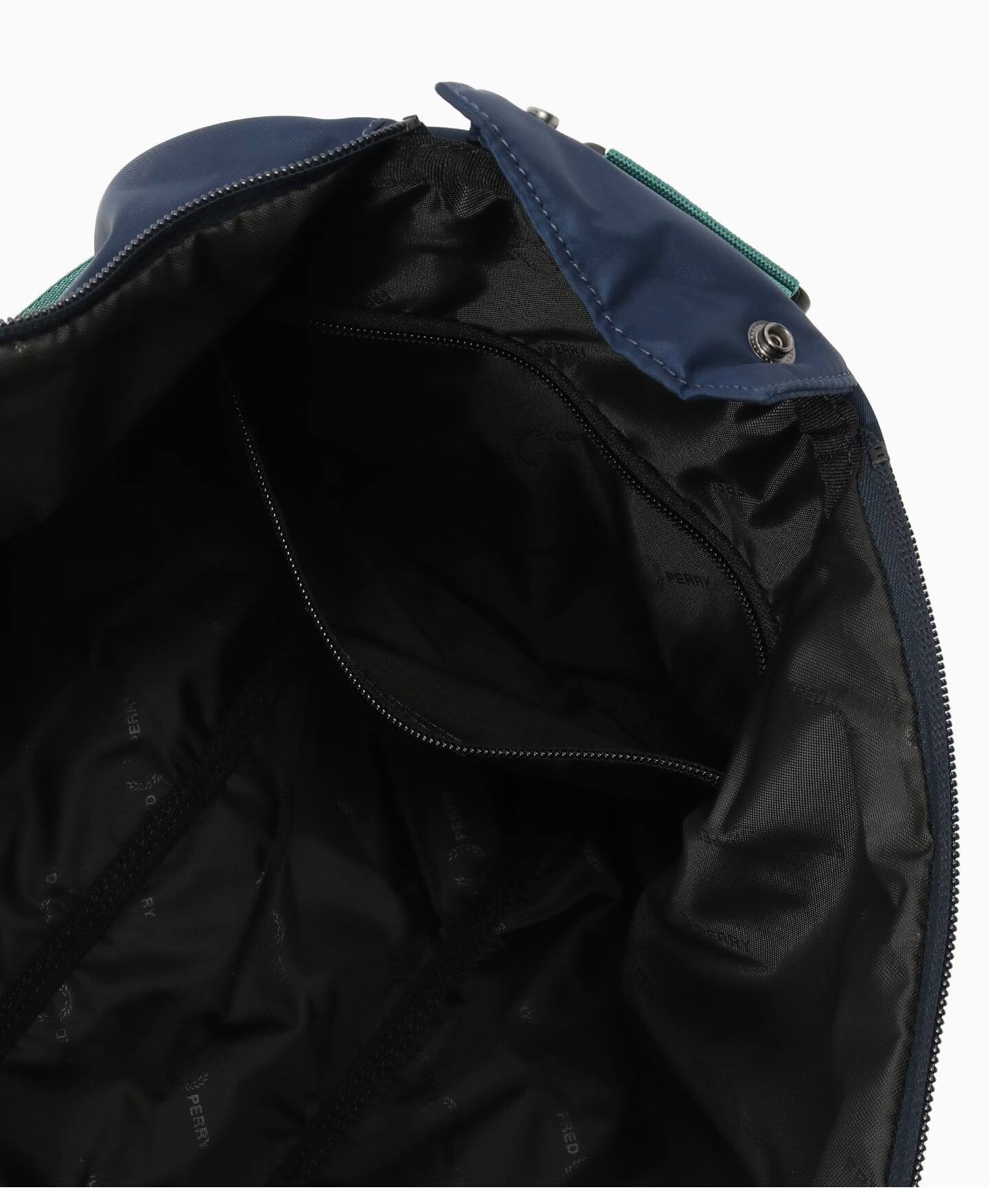 FRED PERRY フレッドペリーボストンバック FRED PERRY / フレッドペリー X86 Barrel Bag（ボストンバッグ