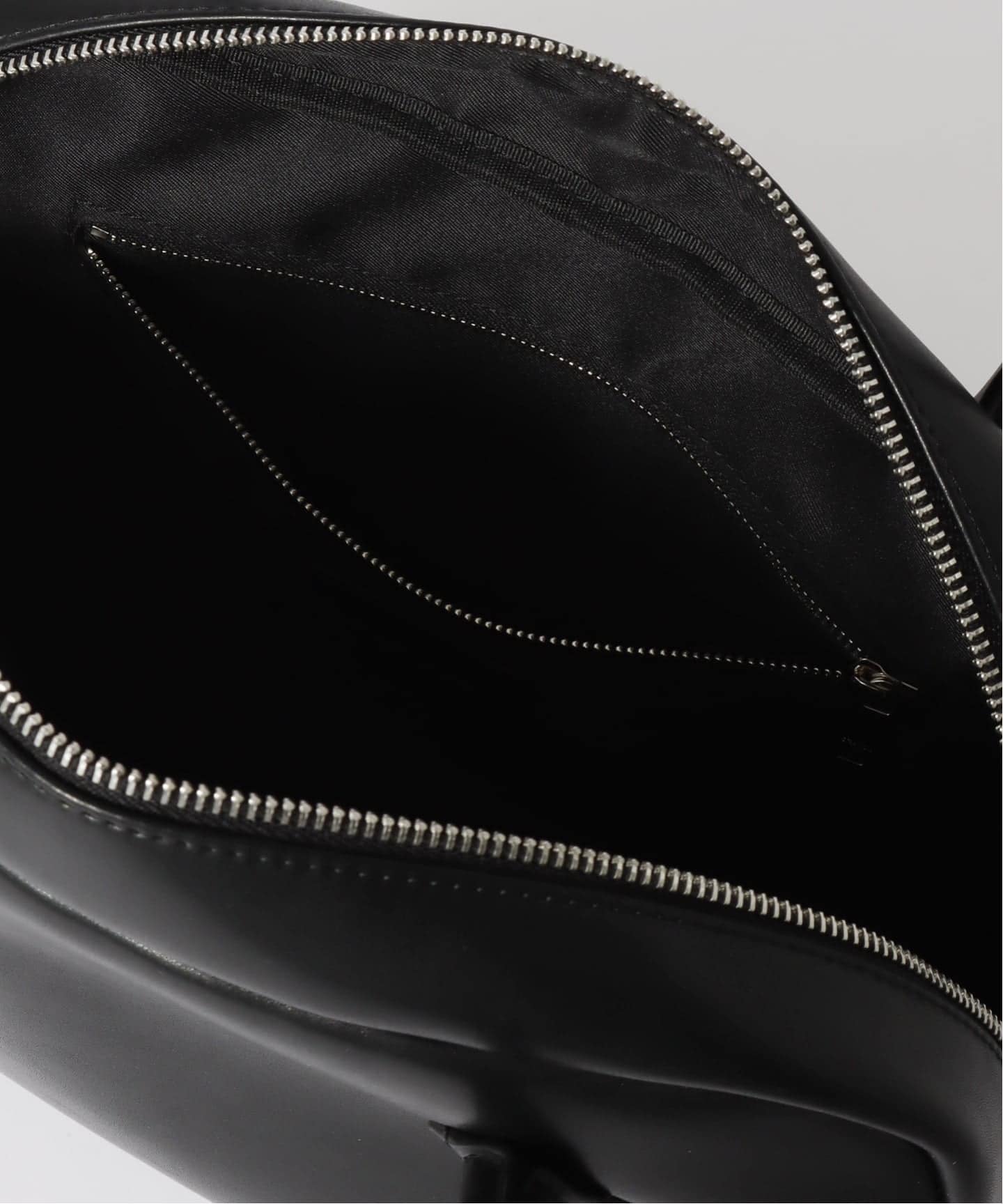 WEB＋一部店舗限定】STAND OIL / スタンドオイル Momo Bag Large