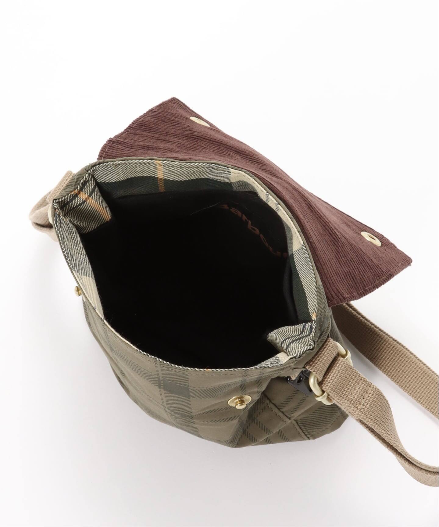 Barbour / バブアー transport crossbody bag（ショルダーバッグ 