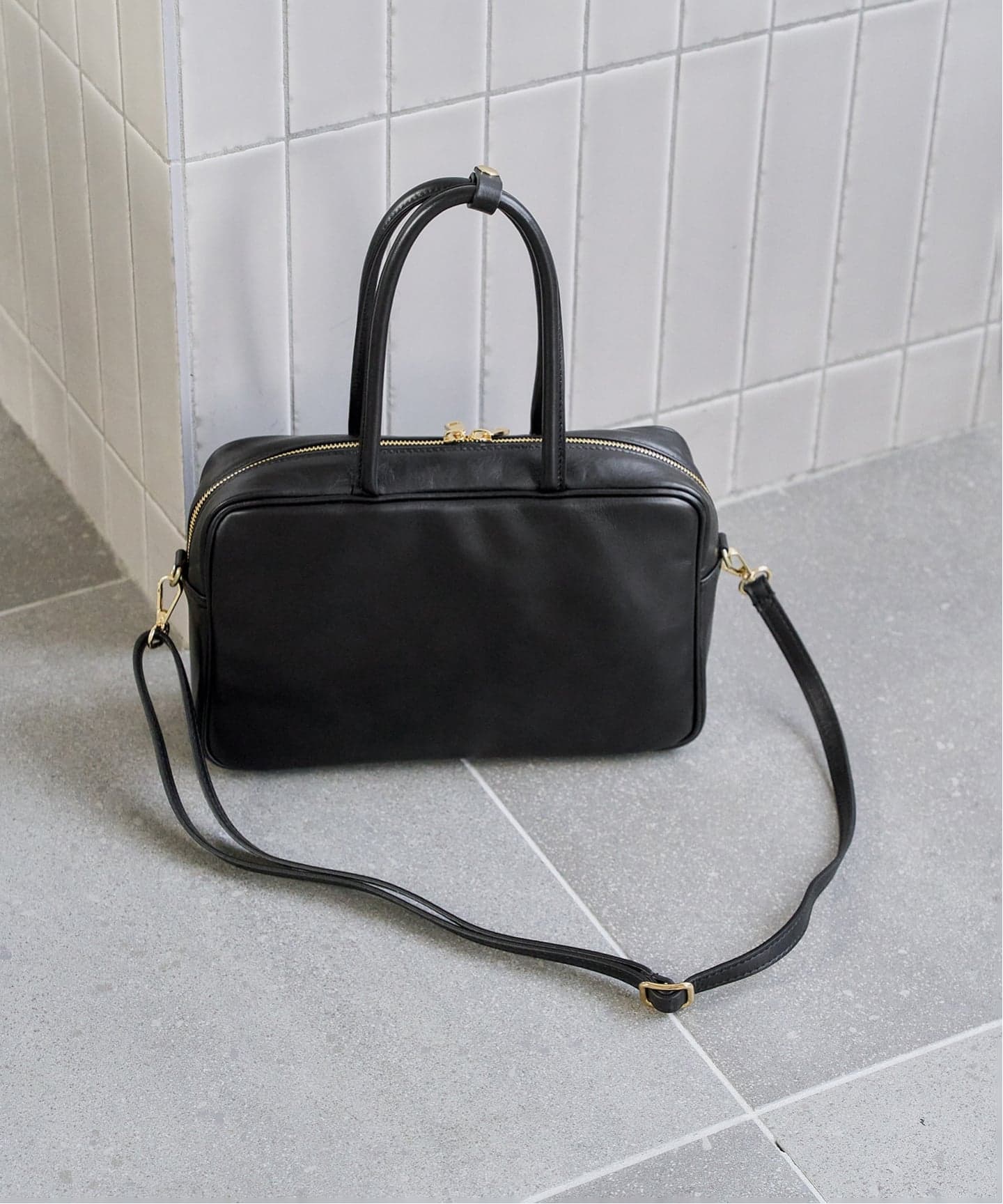 MILOS/ミロス soft leather Square ボストン（ボストンバッグ）｜LE