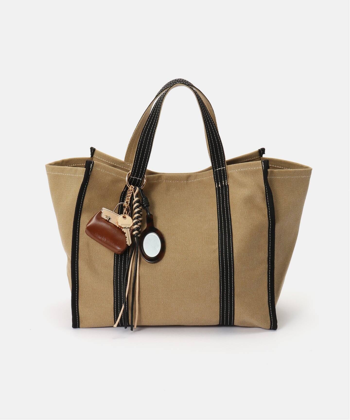 cachecache/カシュカシュ チャームツキキャンバストート（トートバッグ 