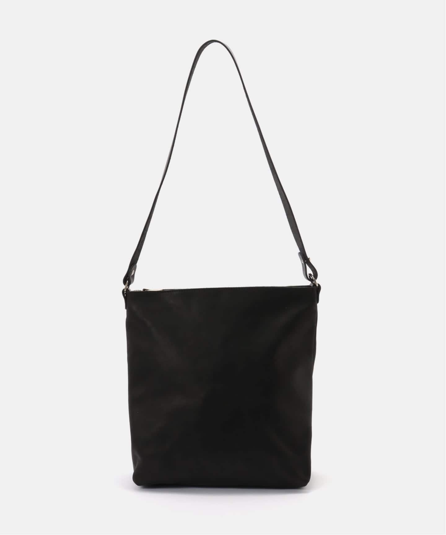 GUIDI / グィディ】 RA01 SHOULDER BAG：ショルダーバッグ（ショルダー