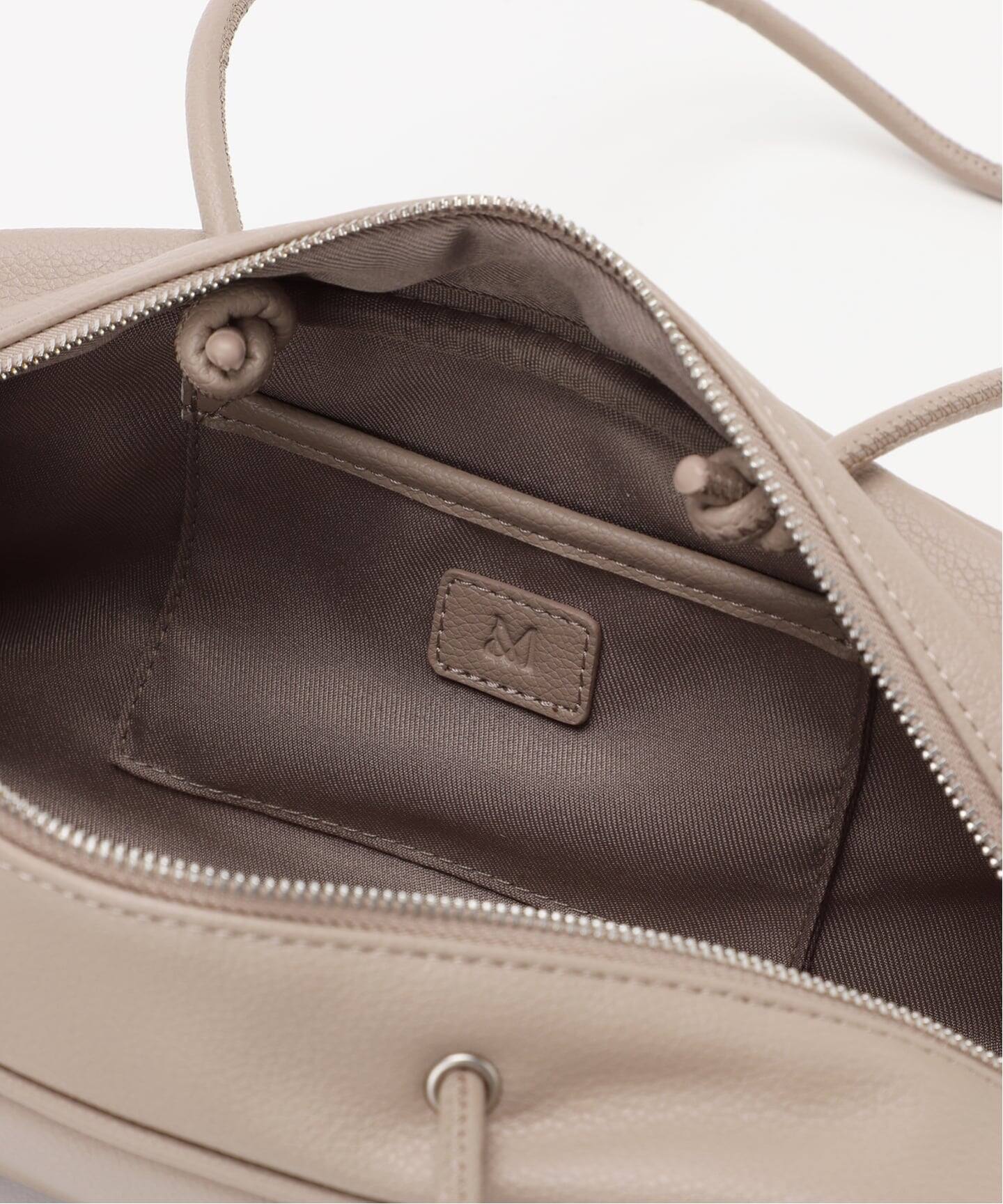 追加4予約》＆MyuQ/アンドミューク KAKU バッグ MCB096（ショルダー