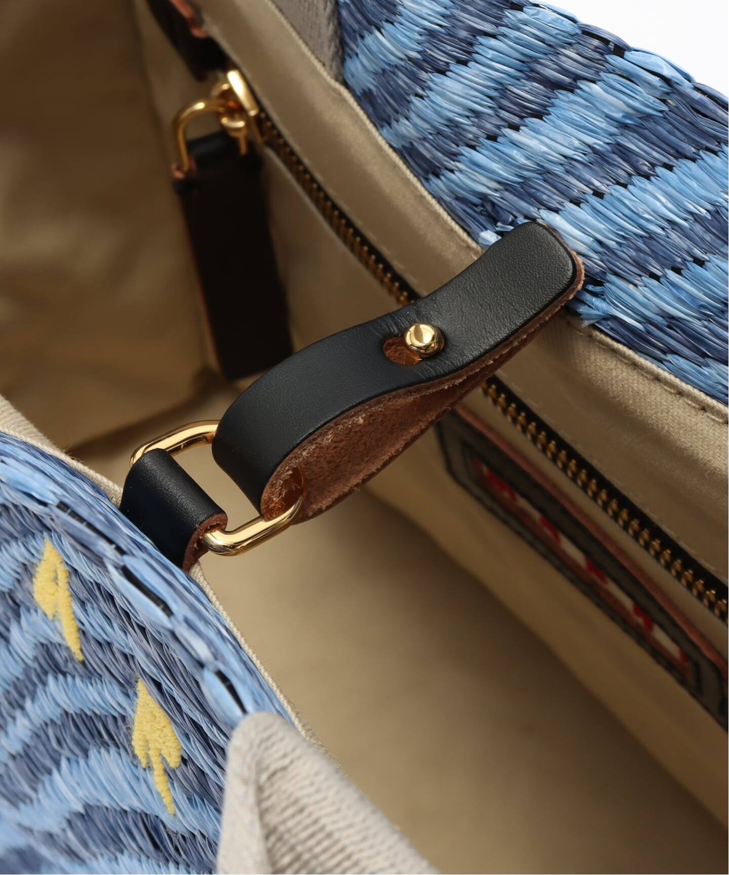 MARNI/マルニ ラフィアエフェクト スモールトトバッグ SHMP0077U7P9841 
