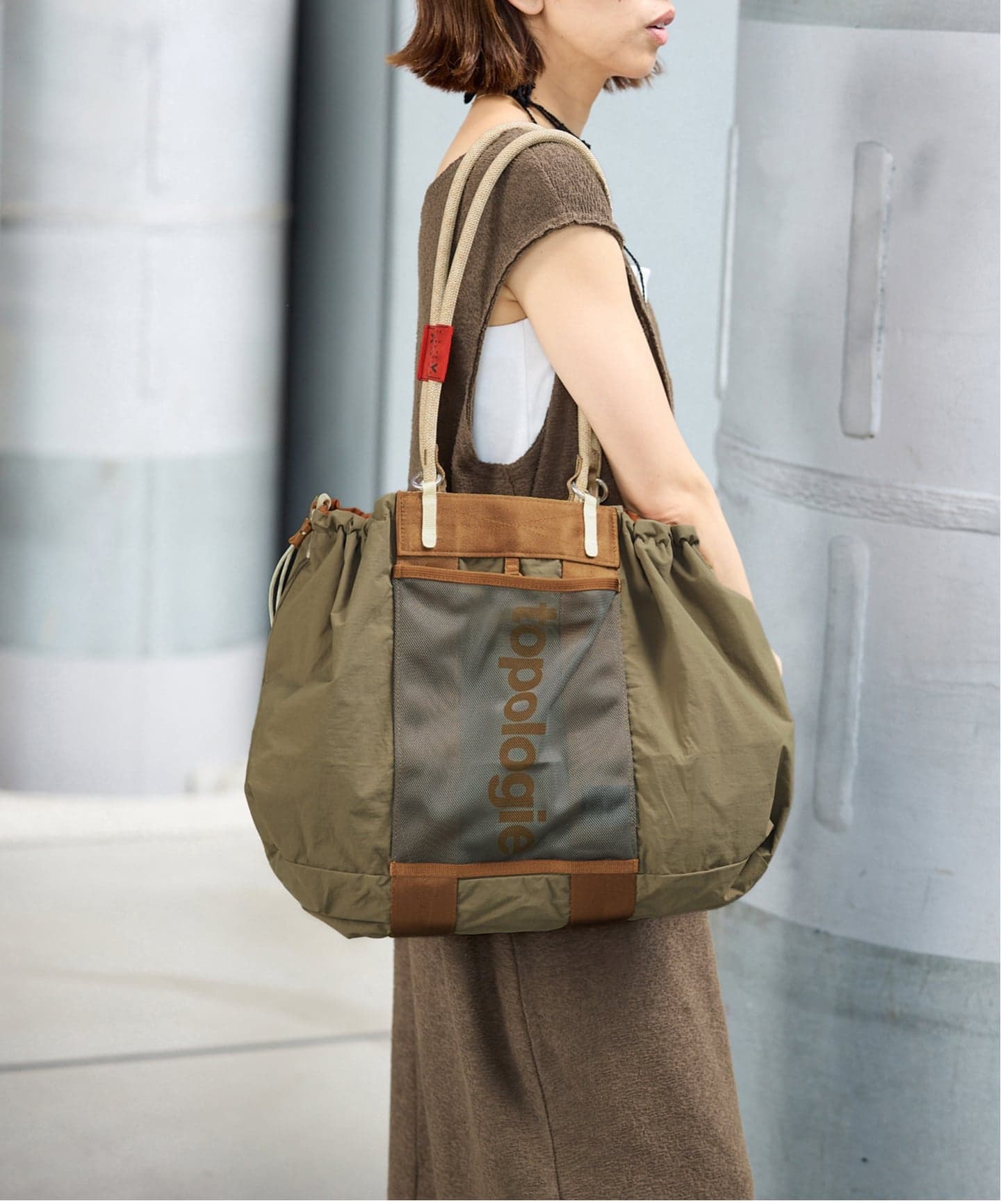 トポロジー　Summit Tote Wide Medium オレンジ　カーキ TOPOLOGIE/トポロジー Summit Tote Wide Medium バッグ TP-WBA-STWM