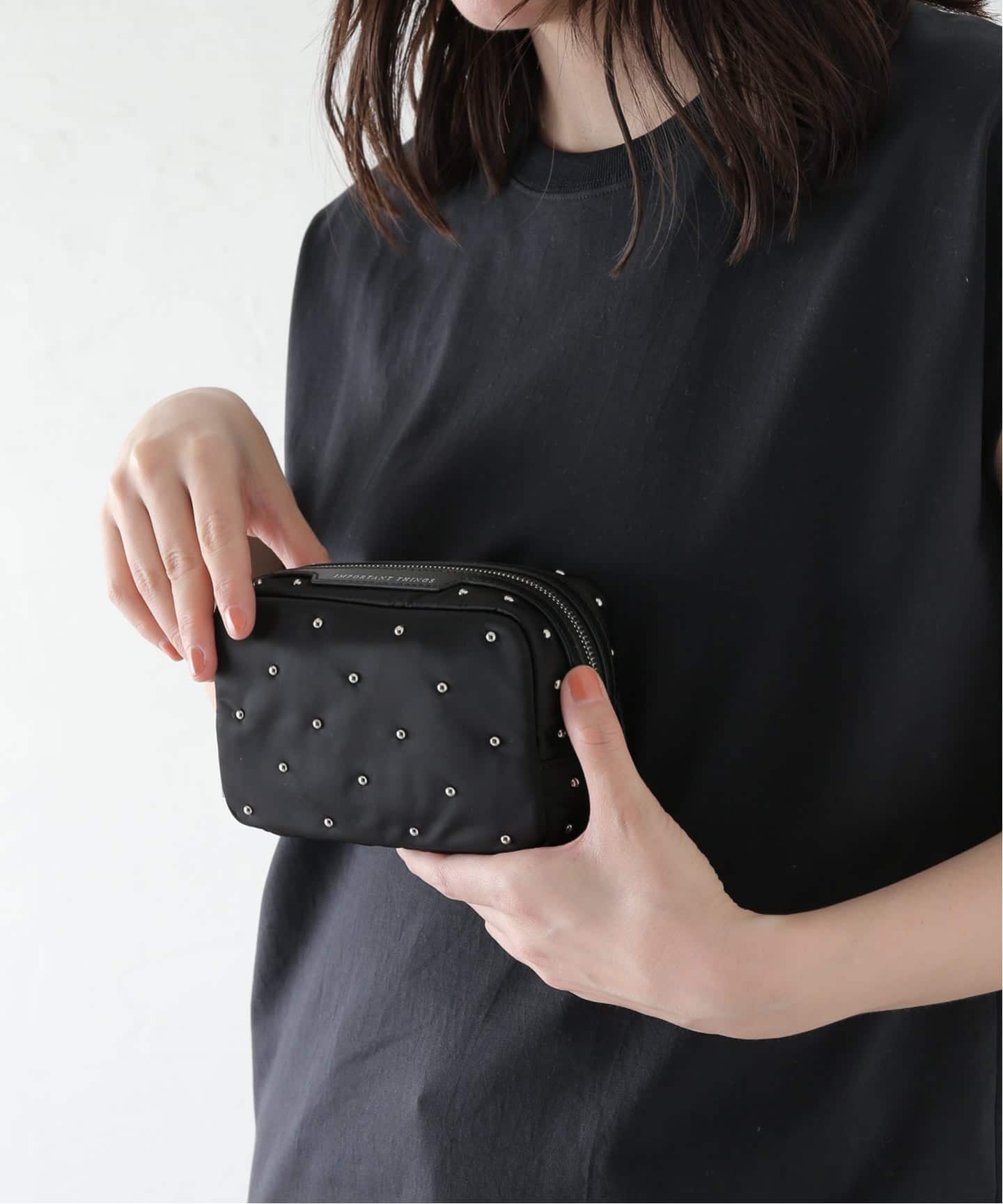 ANYA HINDMARCH/アニヤ ハインドマーチ Important Things Studs i