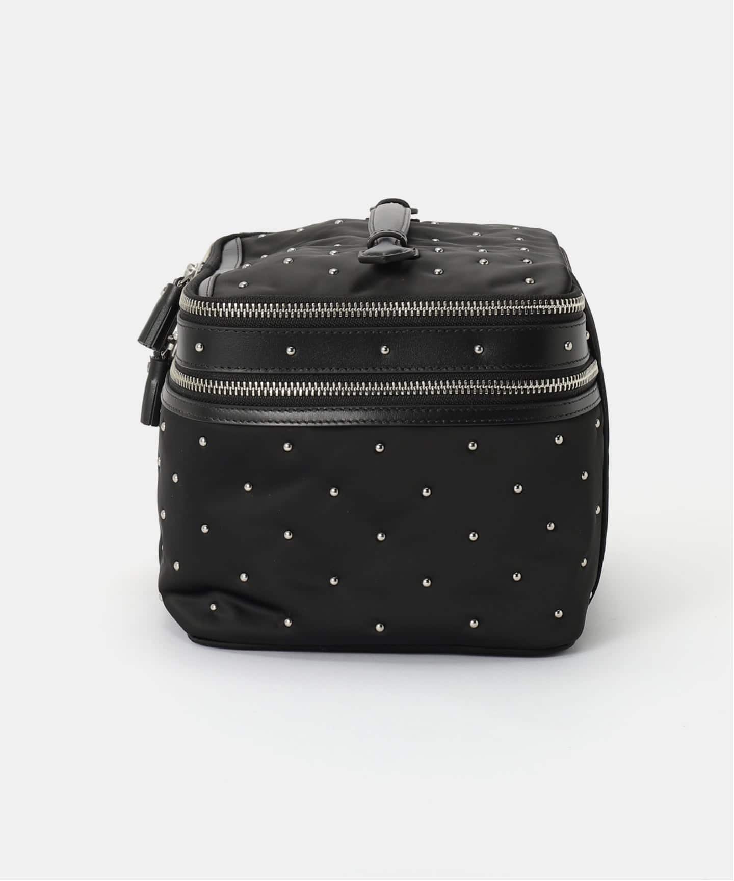 ANYA HINDMARCH/アニヤ ハインドマーチ Vanity Kit Studs in Blac