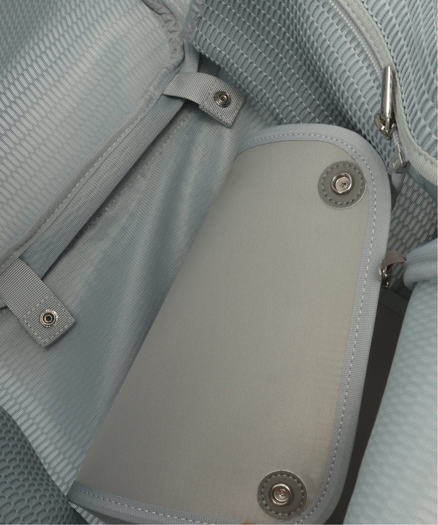 洗濯機洗い可》qbag paris/キューバッグ パリ NEST ZIP M バッグ