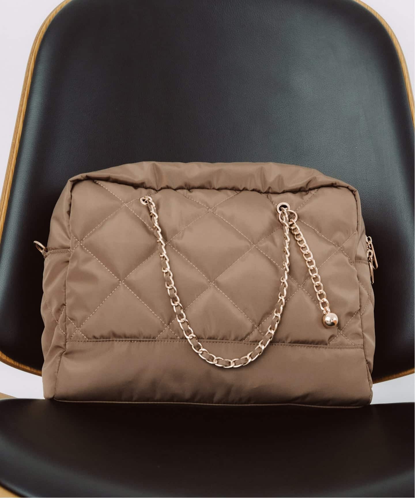 キルティング黒ショルダーバッグ　スローブイエナ 予約》OUTDOOR/アウトドア SLOBE別注 キルティング2WAYショルダー