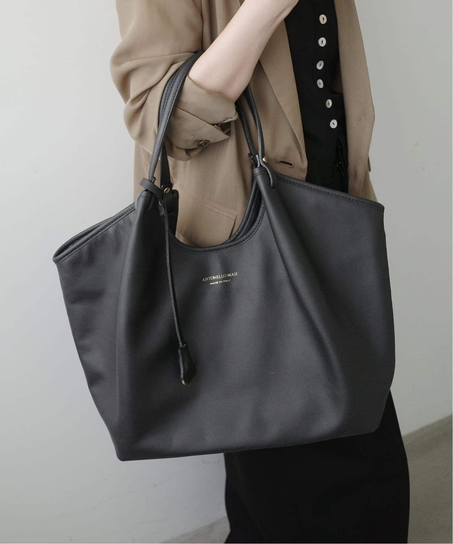 WEB限定/追加9予約》ANTONELLO MASI SLOBE別注 レザートートバッグ