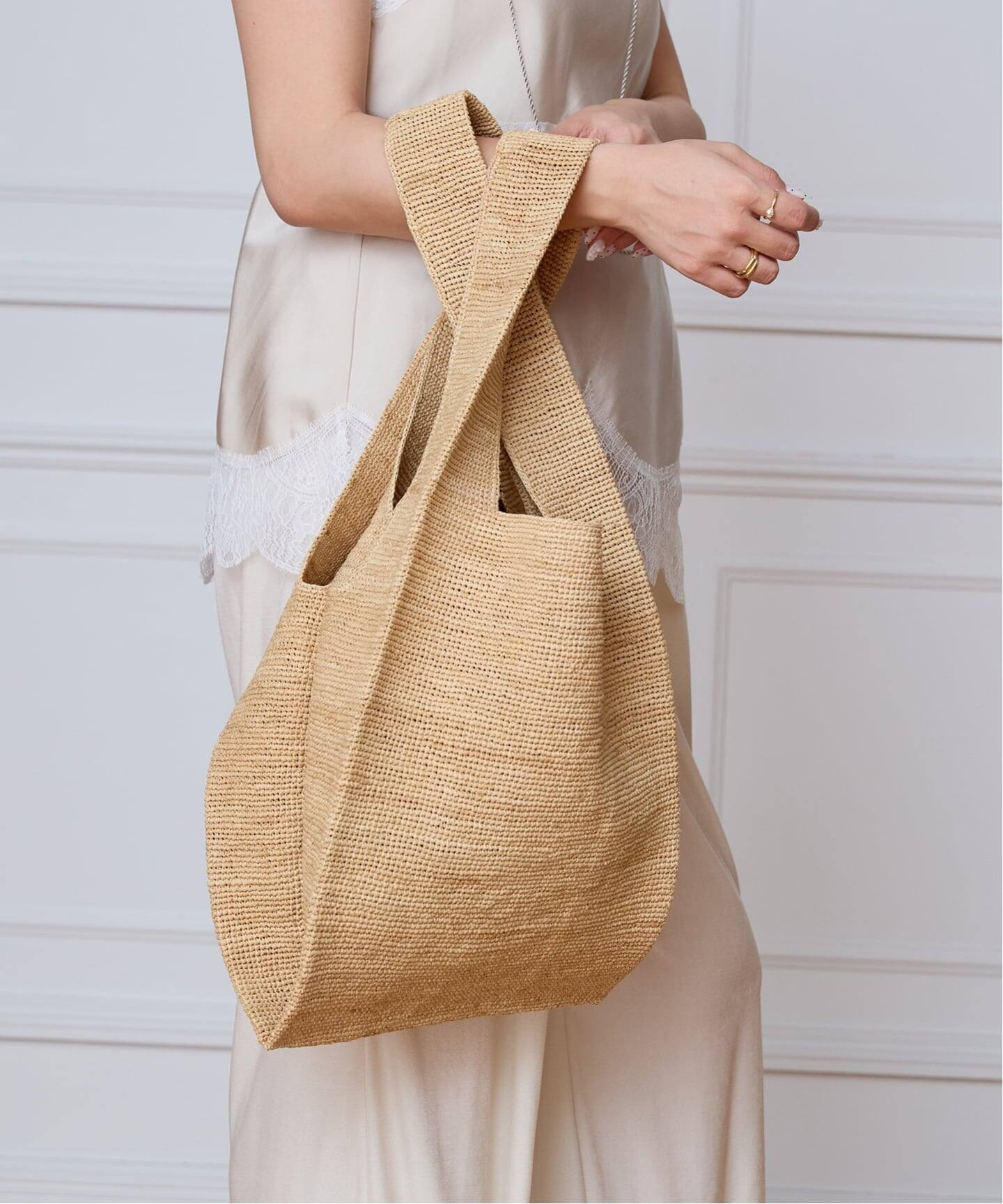 seya. セヤ RAFFIA SHOPPING BAG PEFA137-1（かごバッグ）｜IENA 