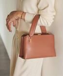 《予約》PUNTI. / プンティ 別注 PORTRAIT-CROSS HAND バッグ