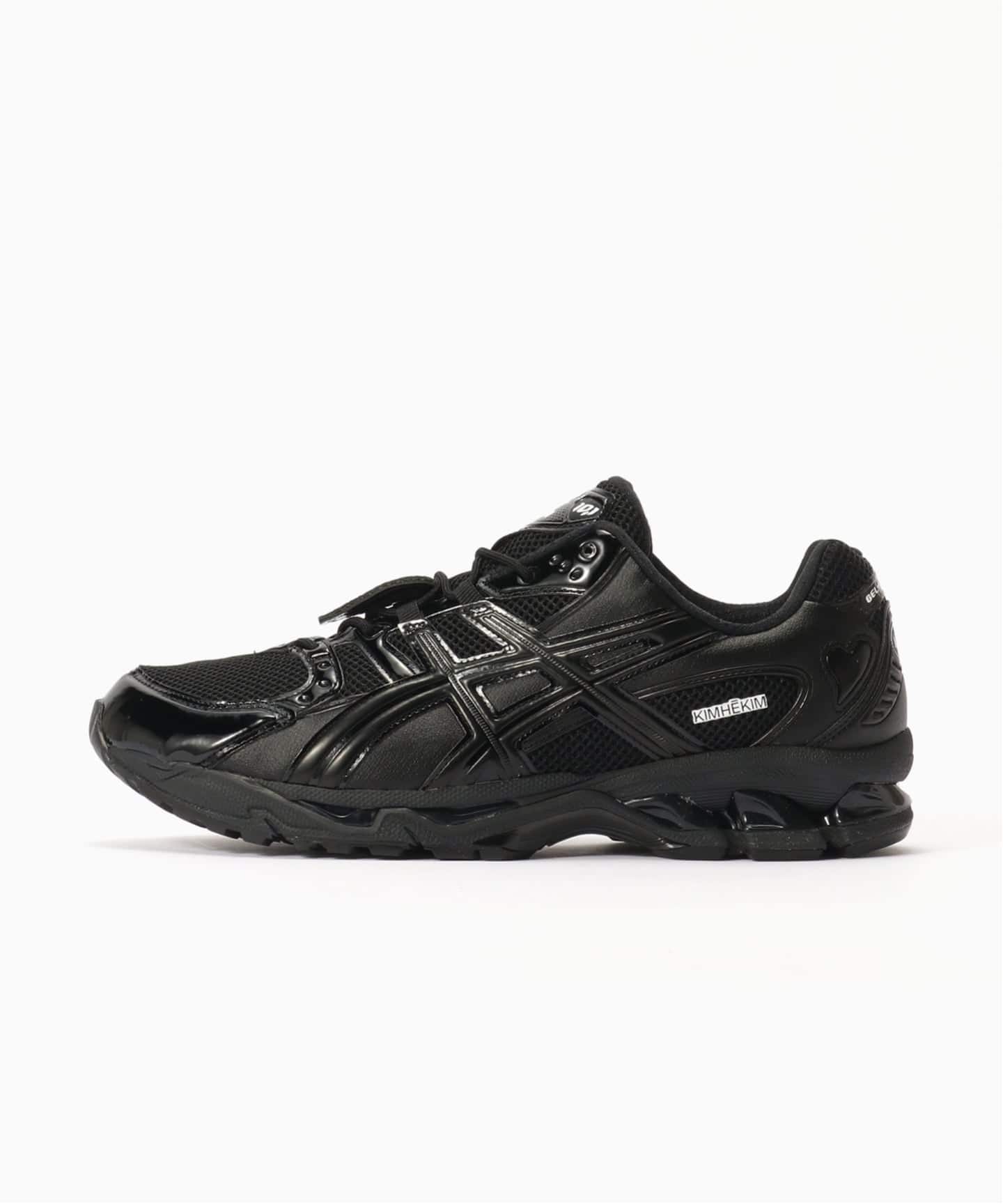 ASICS:1203A833-001:GEL-NIMBUS 10.1（スニーカー）｜BOICE FROM