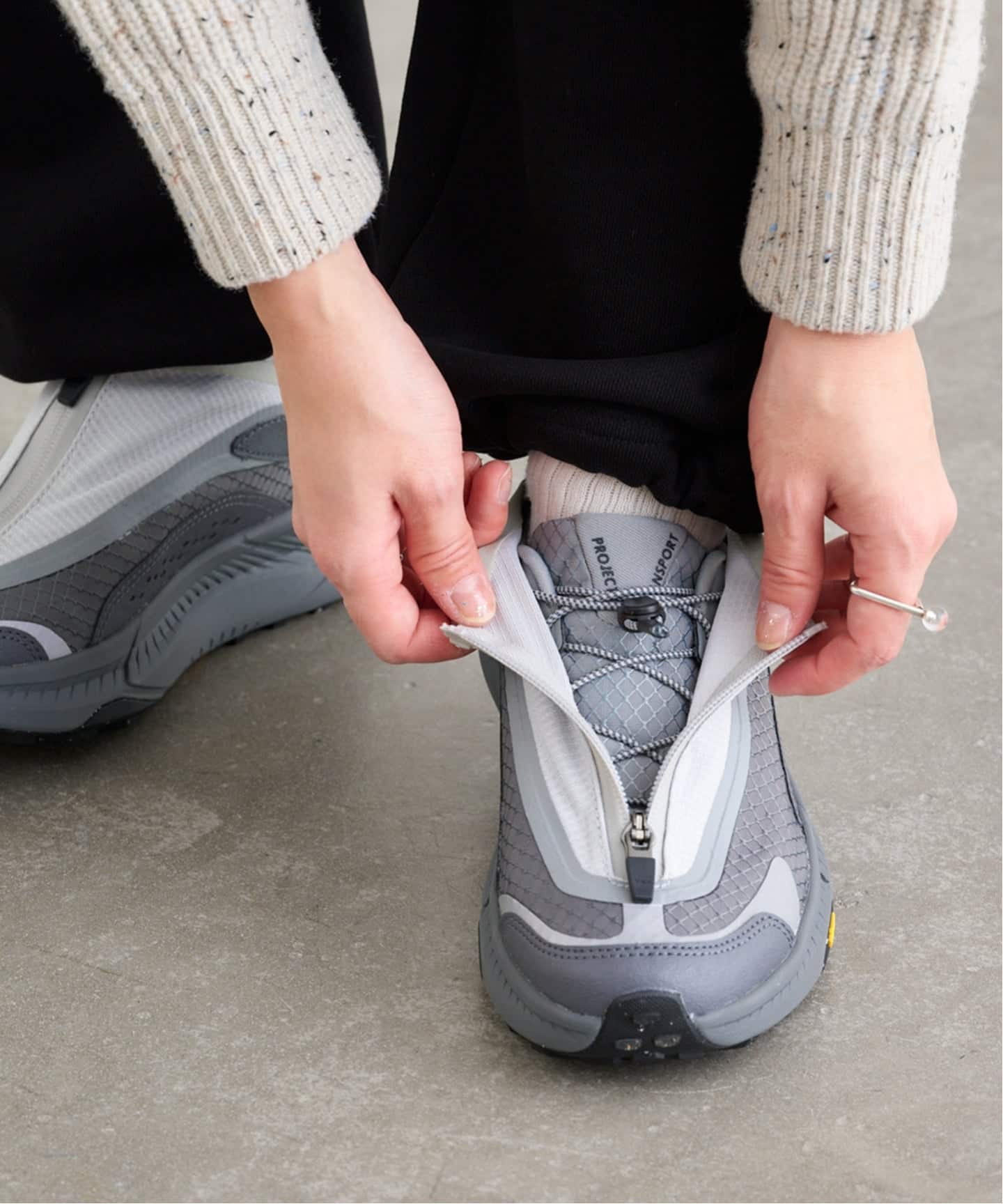 HOKA Project Transport 1162850-CRBN/SSTS（スニーカー）｜BOICE FROM