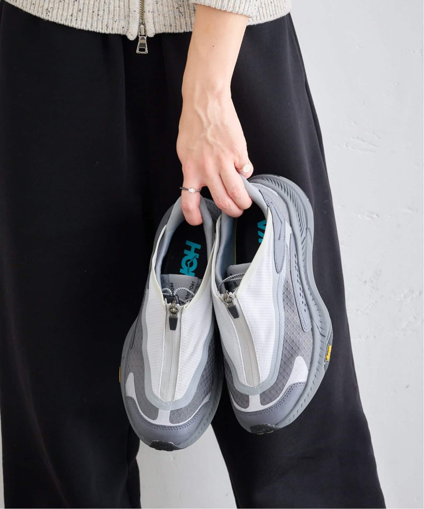 HOKA Project Transport 1162850-CRBN/SSTS（スニーカー）｜BOICE FROM