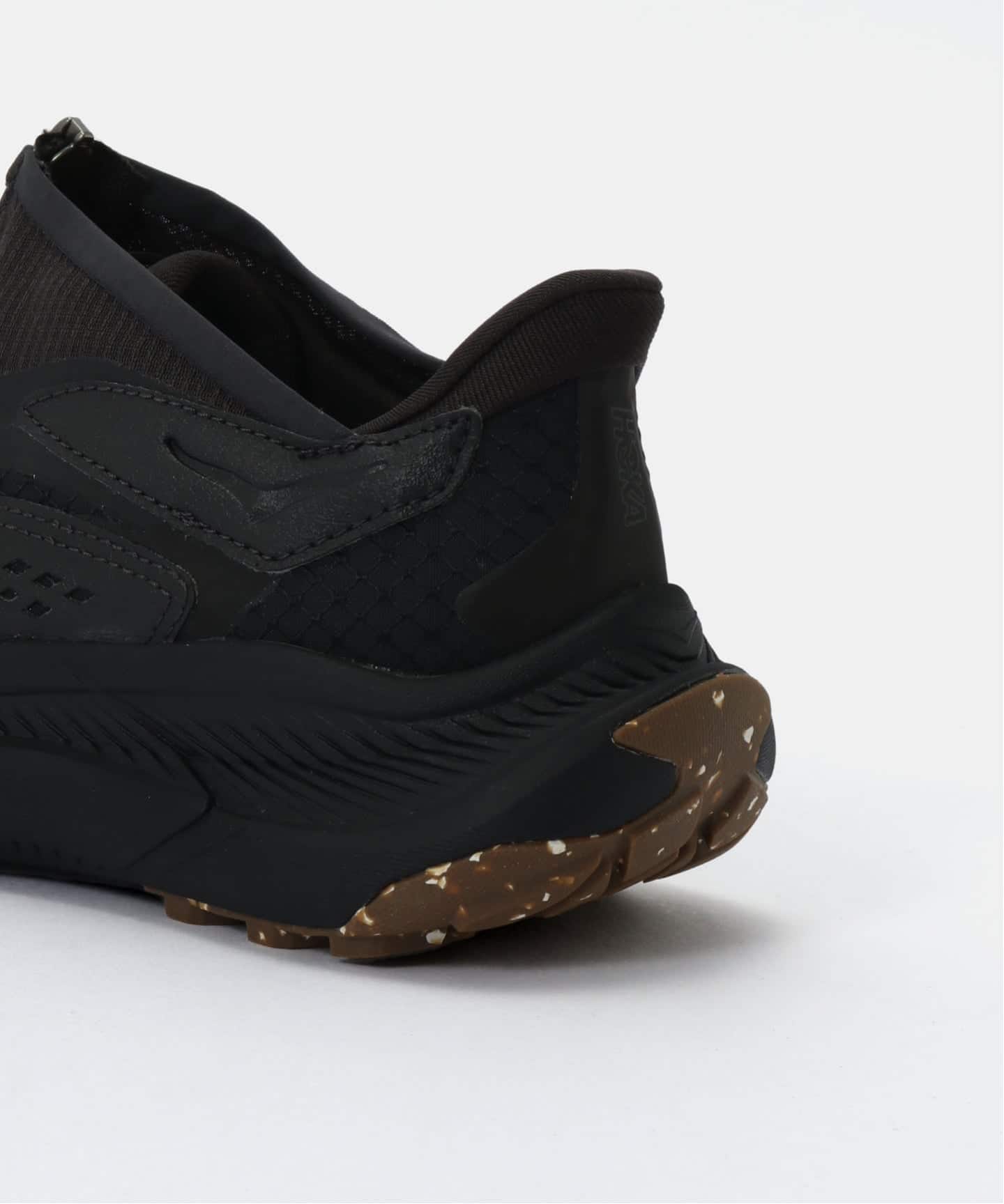 HOKA Project Transport 1162850-CRBN/SSTS（スニーカー）｜BOICE FROM