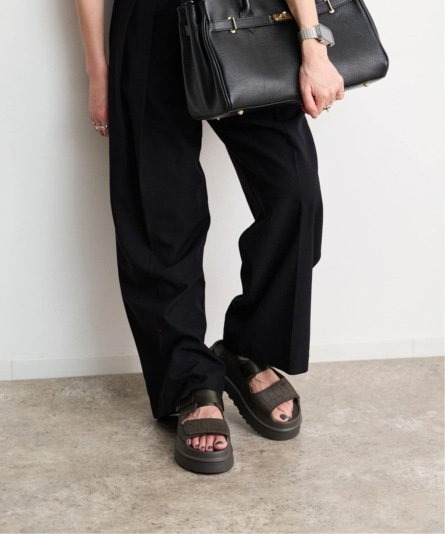 UGG W GOLDENGLOW EMBOSSED 1175311-DNSS（サンダル）｜BOICE FROM