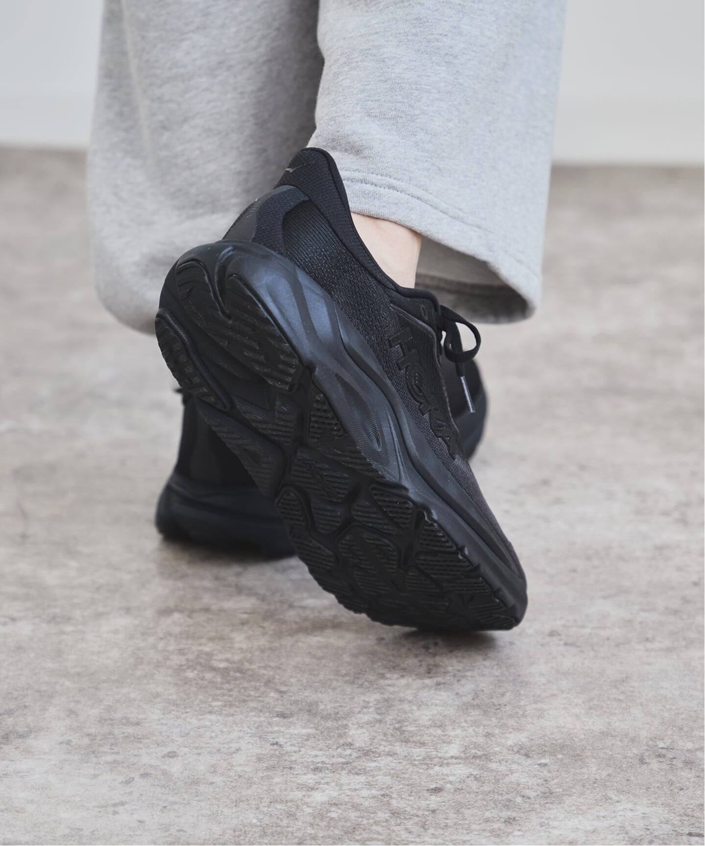 HOKA Arahi 9 1176570 BBLC（スニーカー）｜BOICE FROM BAYCREW'S
