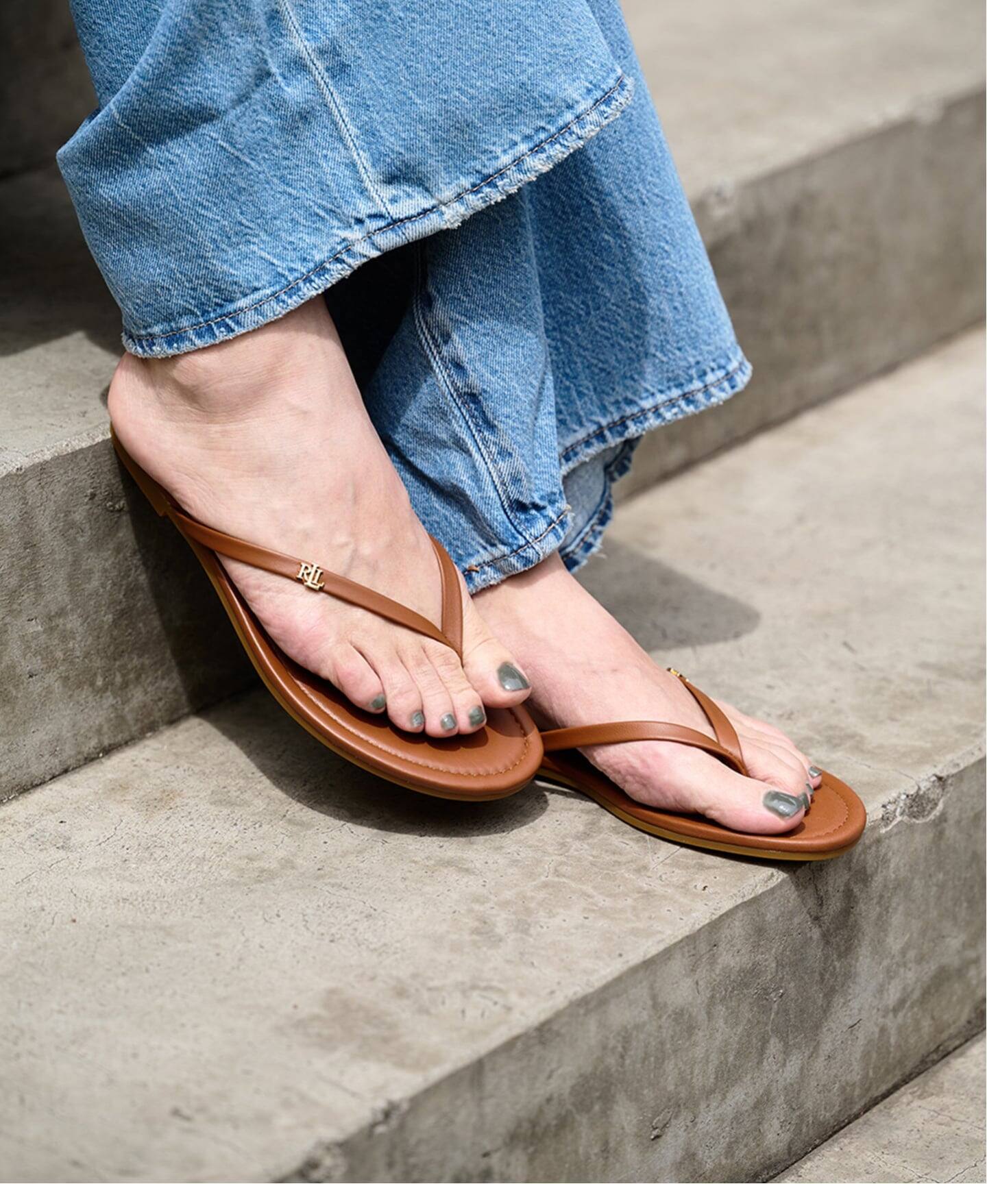 LAUREN (RALPH LAUREN)RAQUEL-SANDALS-FLIP（サンダル）｜BOICE FROM