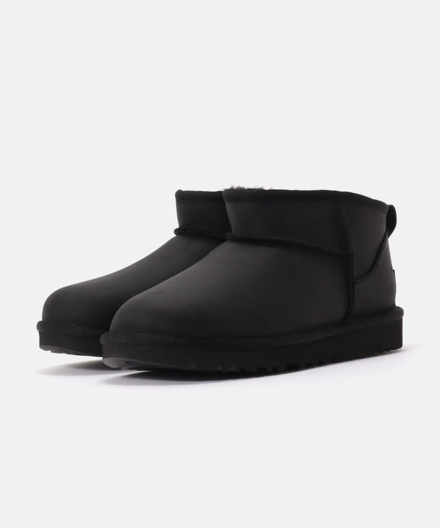 UGG W Classic Ultra Mini LTHR 1174210-BLAK（ブーティ・ショート