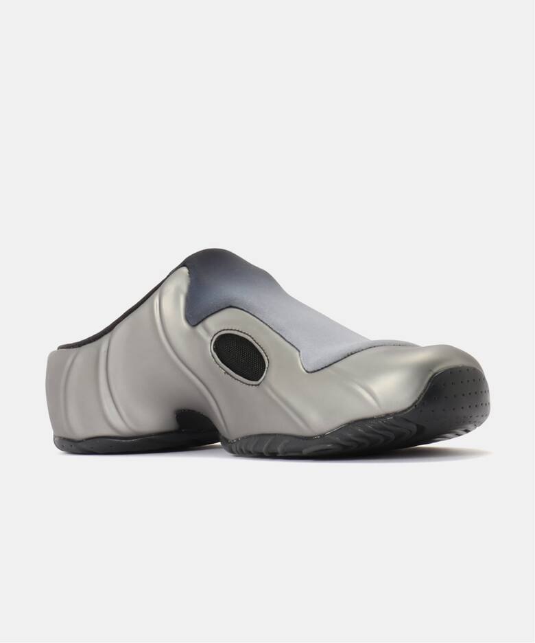 NIKE CLOGPOSITE IR5919-044（スニーカー）｜HERRINGBONE 