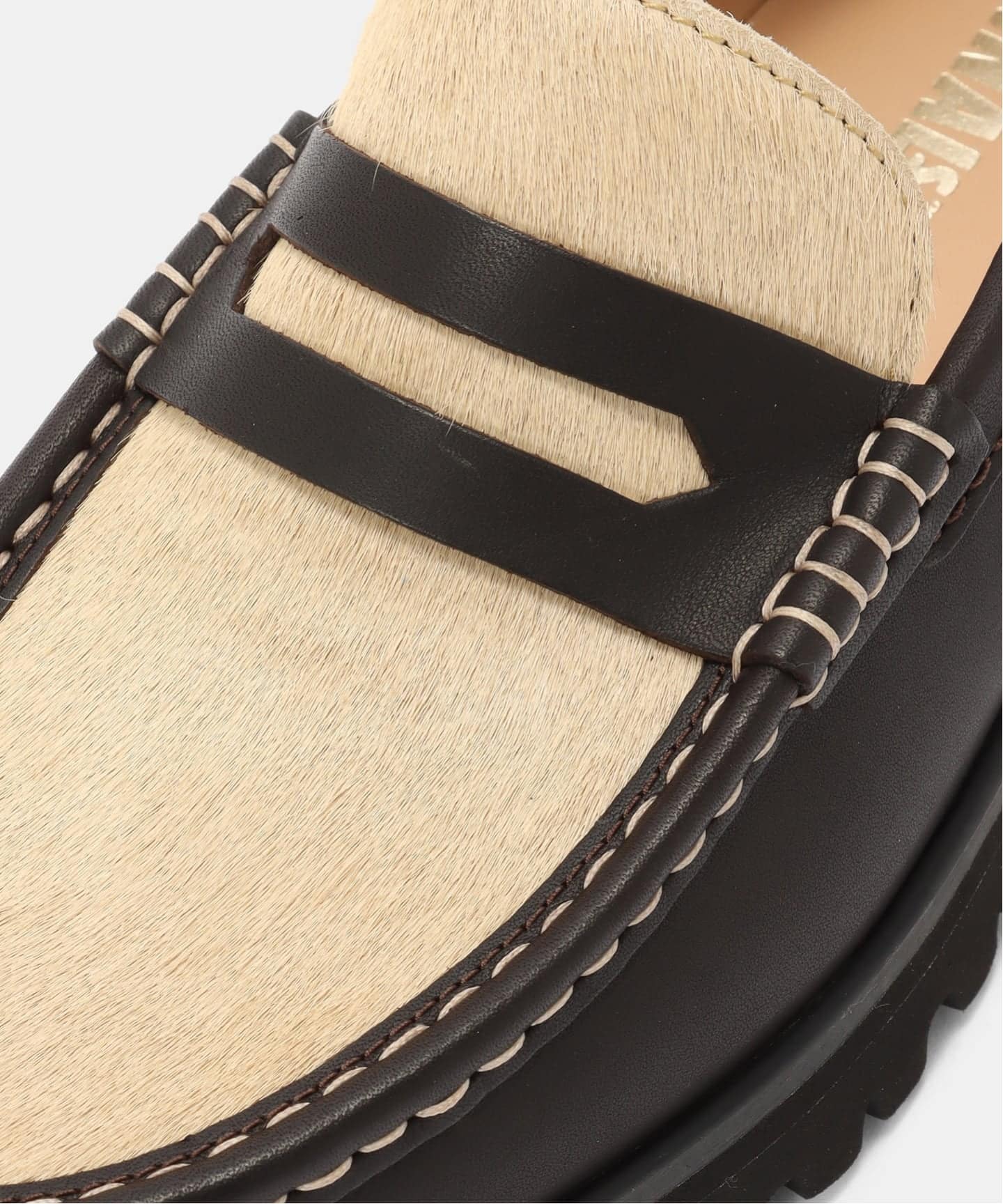 Clarks Yukoner Penny 26185708（ローファー）｜HERRINGBONE