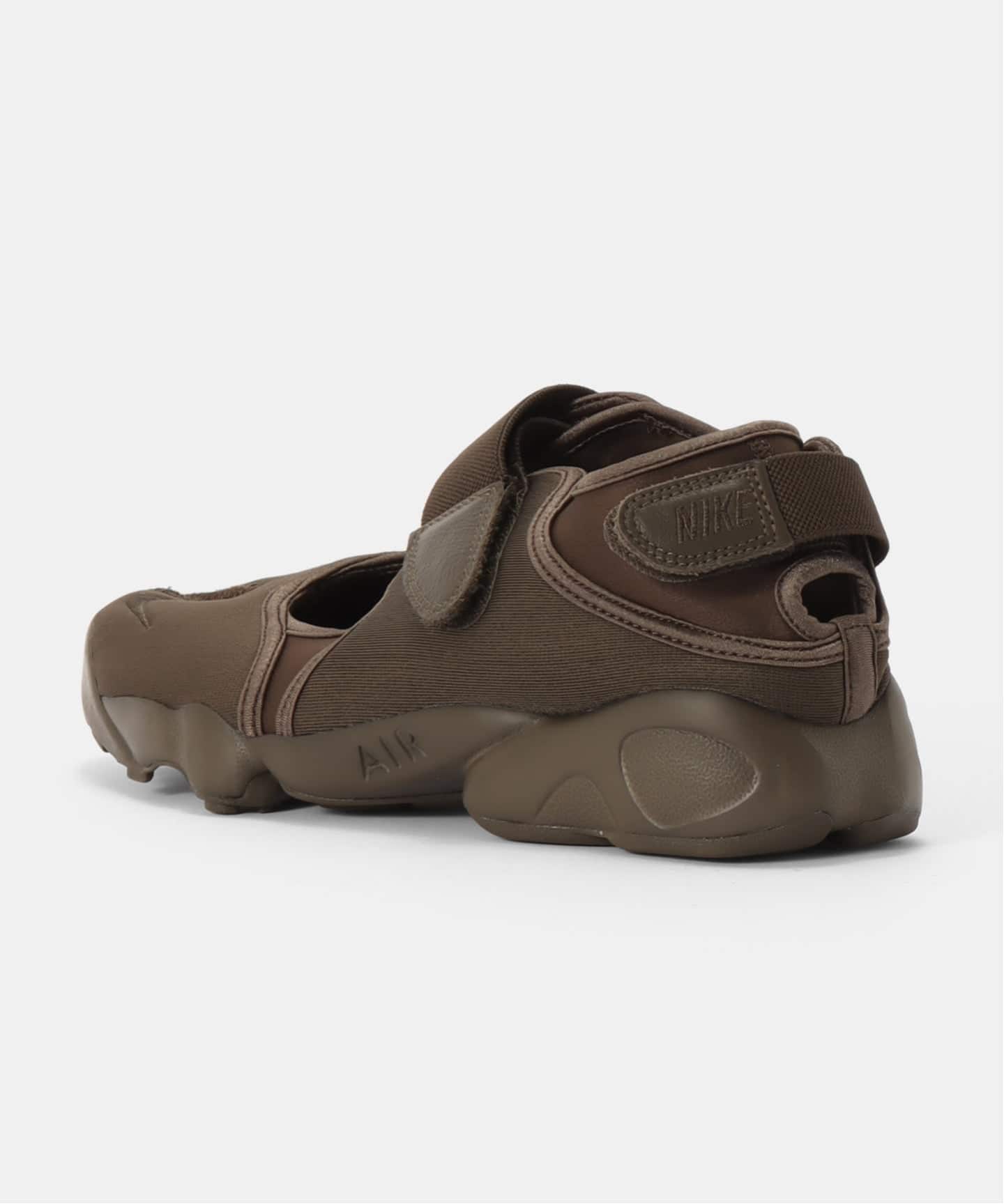 NIKE WMNS AIR RIFT FL IV6058-200（スニーカー）｜HERRINGBONE