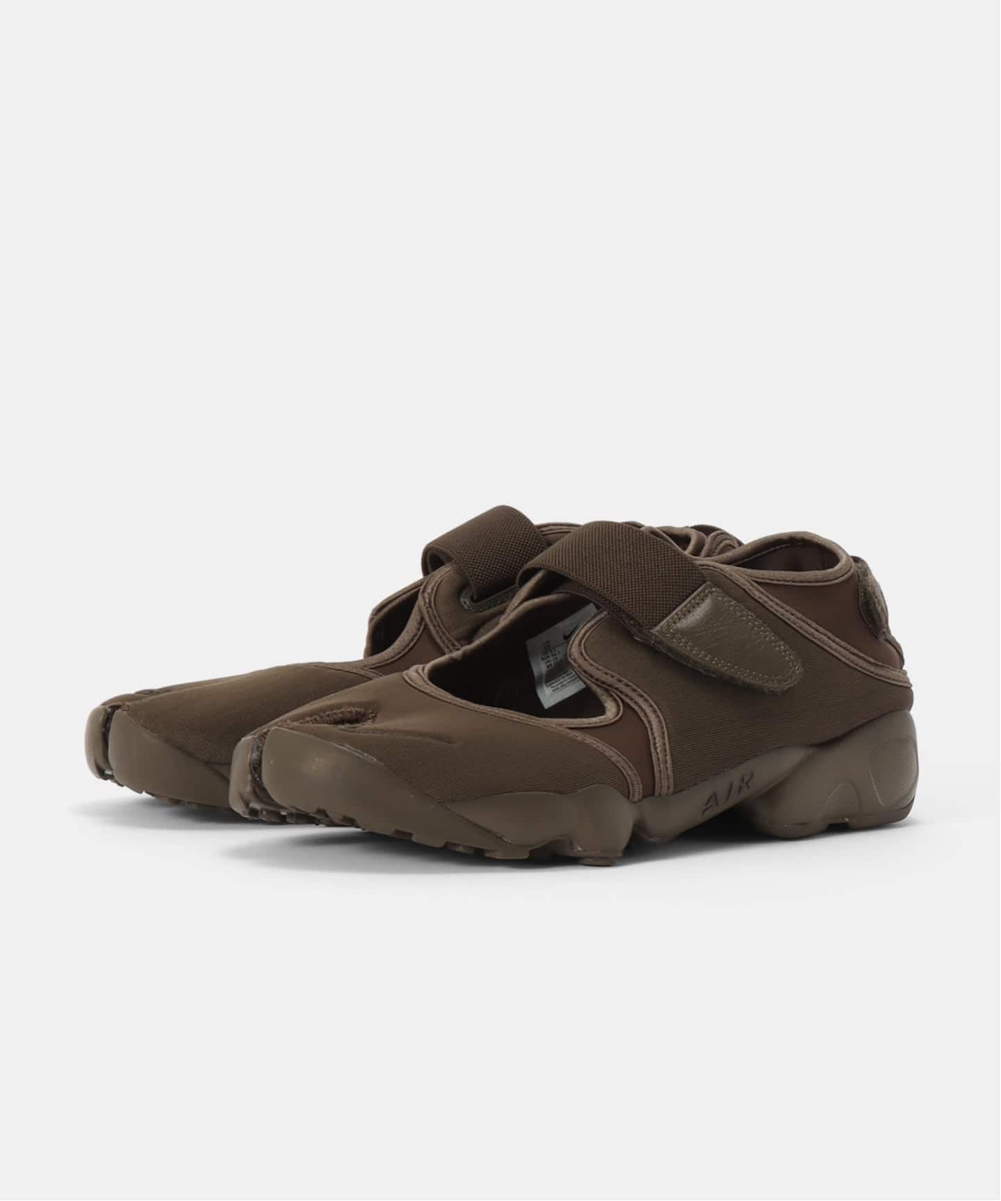 NIKE WMNS AIR RIFT FL IV6058-200（スニーカー）｜HERRINGBONE