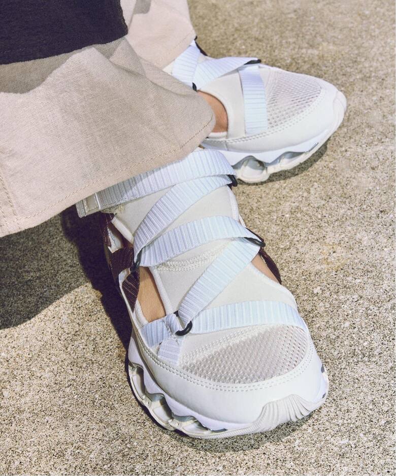 追加》MIZUNO / ミズノ 別注S*S SMU WAVE PROPHECY STRAP（スニーカー 