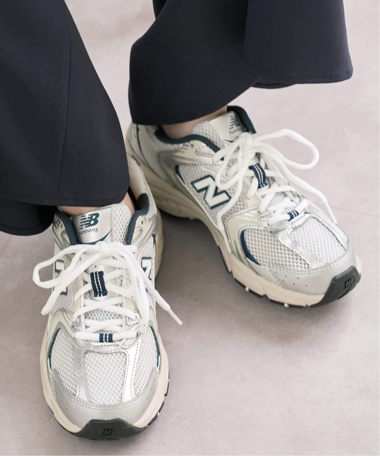【新品•未使用】ニューバランス New Balance 530 白 ホワイト ニューバランス New Balance スニーカー 530 U530D (ホワイト