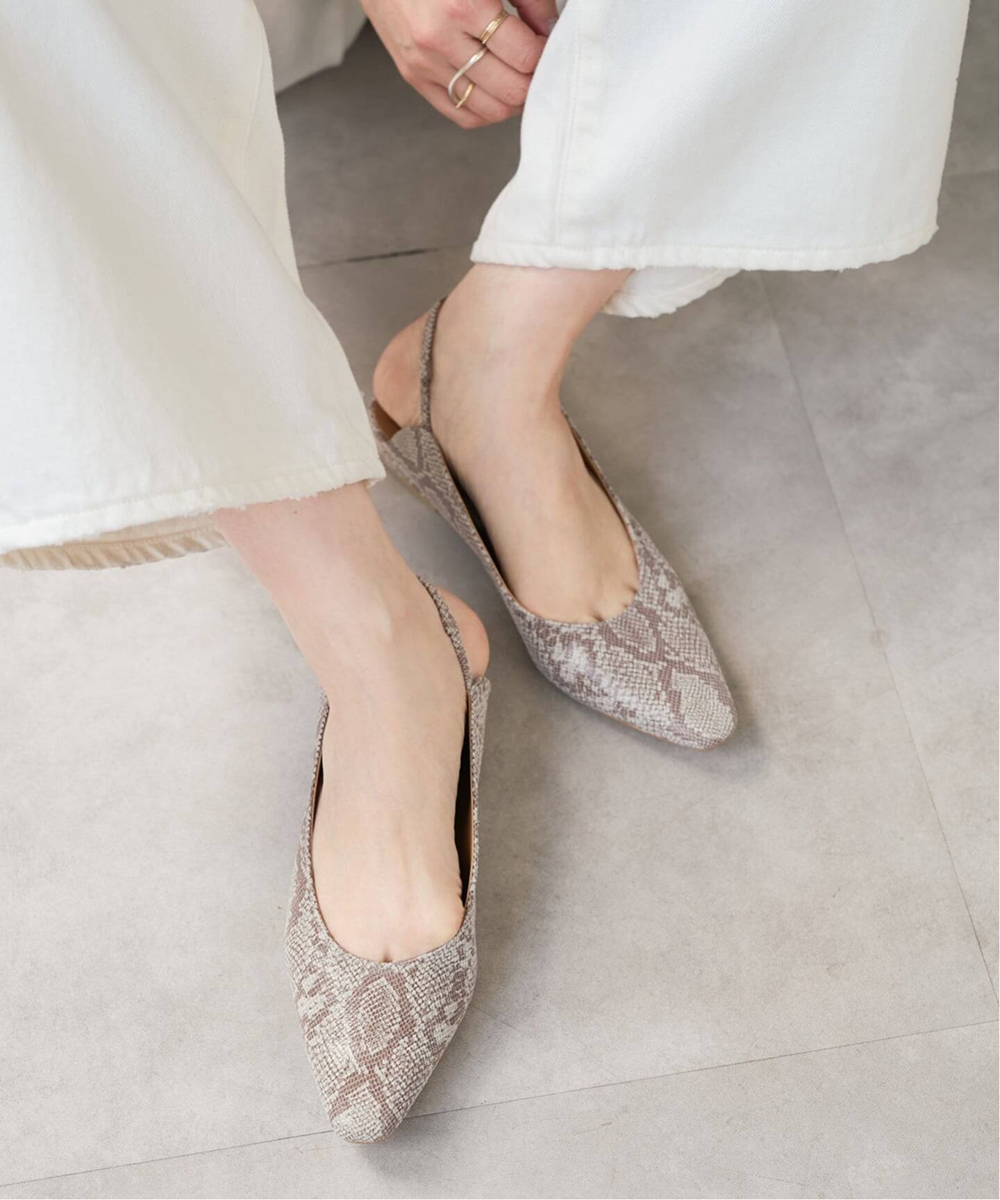 WEB限定》Spick & Span バックストラップパンプス（パイソン