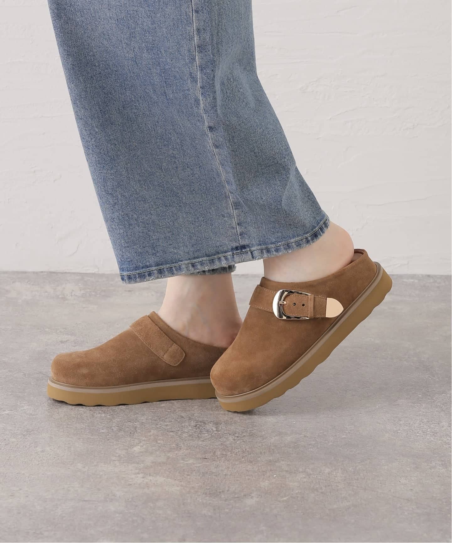 MOHI / モヒ 別注 BIG BUCKLE MULE（その他シューズ）｜Spick & Span