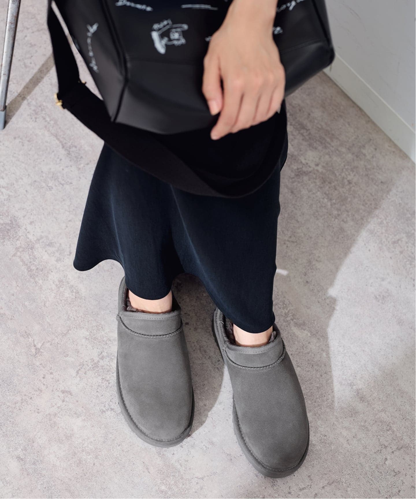 ≪WEB先行 / 追加≫UGG/アグ CLASSIC SLIPPER（その他シューズ