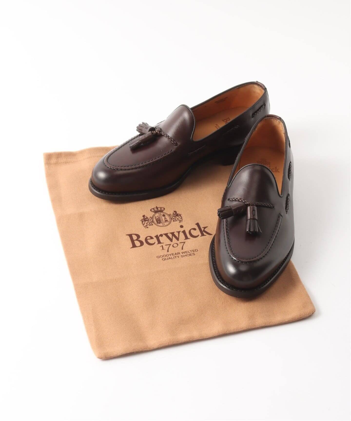 Berwick (バーウィック) 4340 Tassel Loafer（レザーシューズ