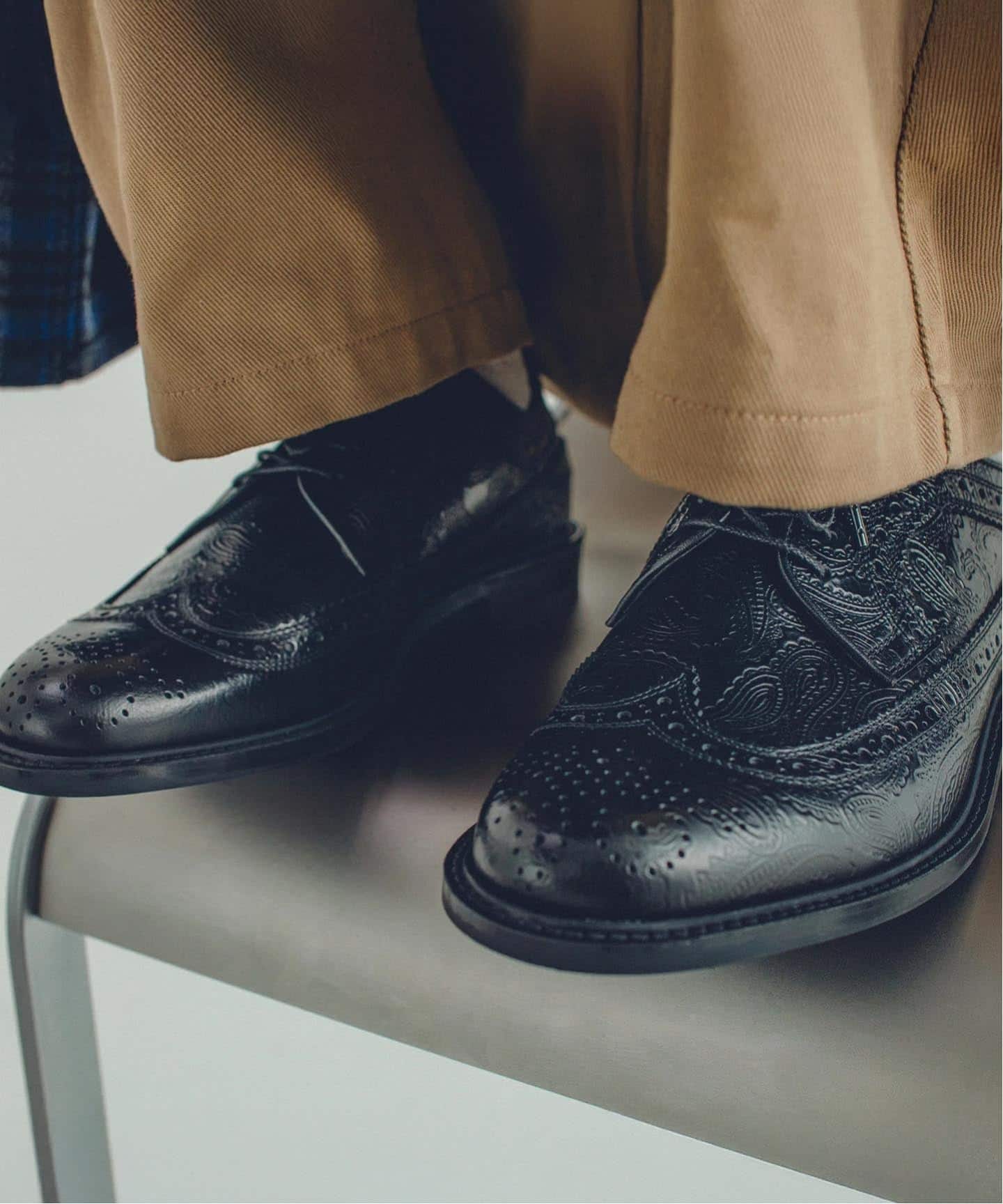 The Kenford Fineshoes CLASSIC WING TIP/BLACK PAISLEY（レザー
