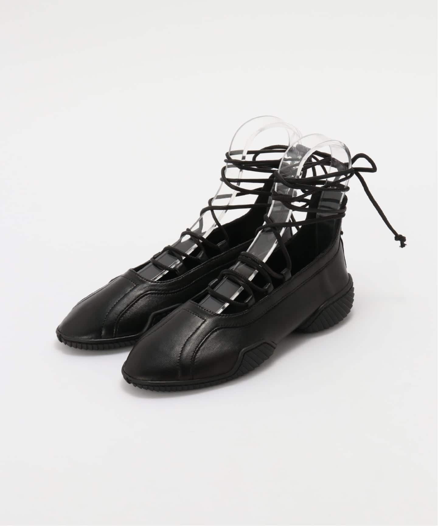 Miista/ミスタ Abisai Red Mini Buckled Sandals（バレエシューズ