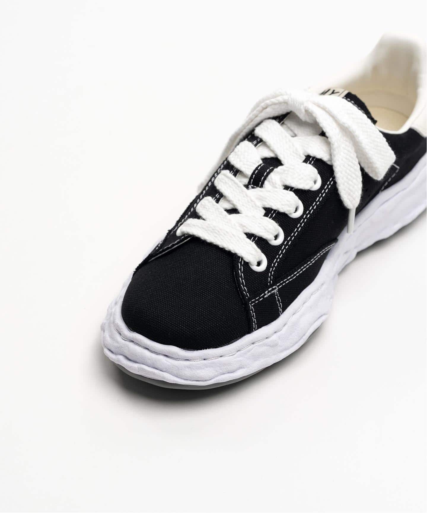 Maison Mihara Yasuhiro スニーカー ブラック/ホワイト MAISON MIHARA YASUHIRO / ミハラヤスヒロ CHARLES / ORIGINAL SOLE