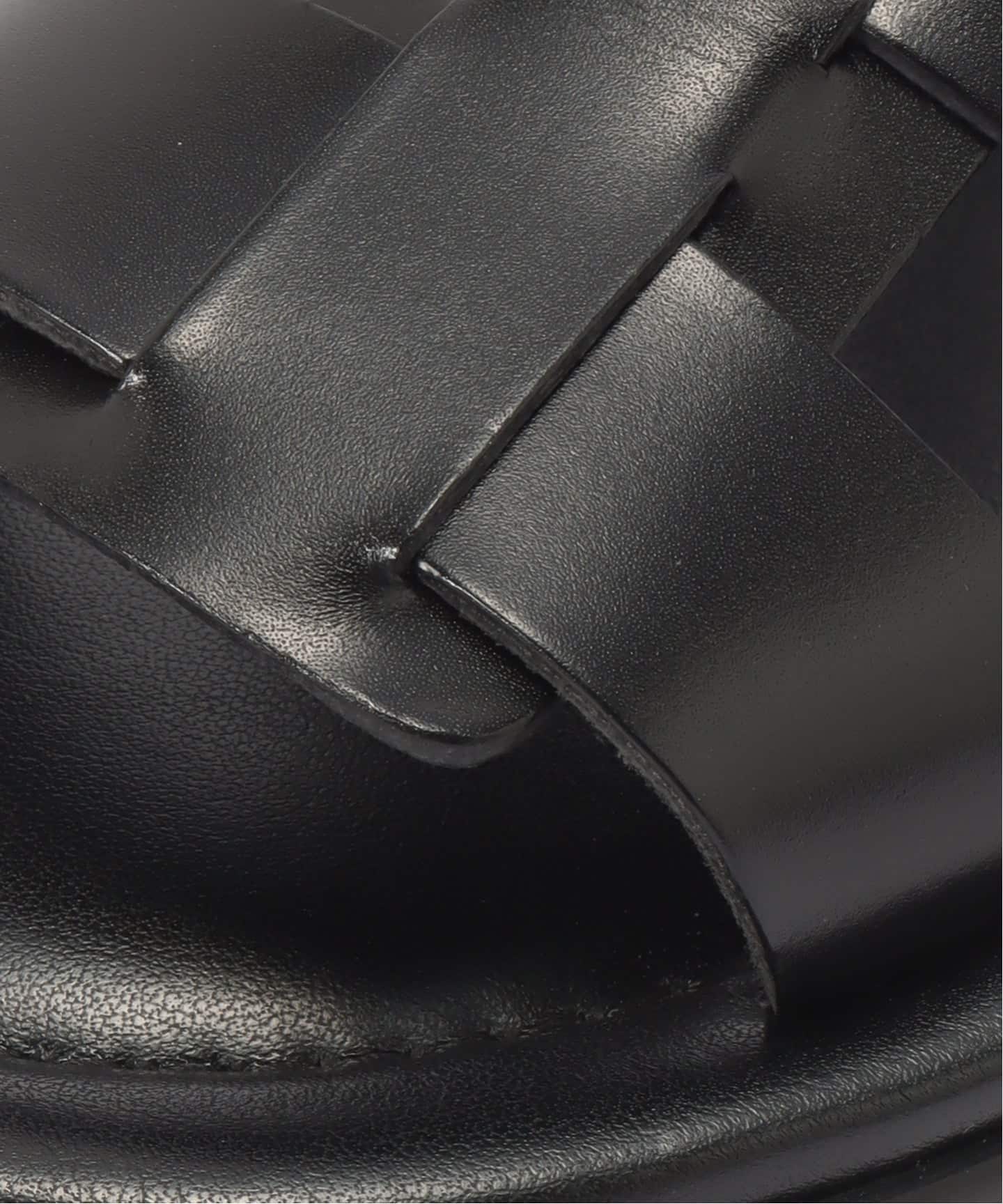CORSO ROMA 9 / コルソローマノーヴェ】 3ストラップグルカサンダル