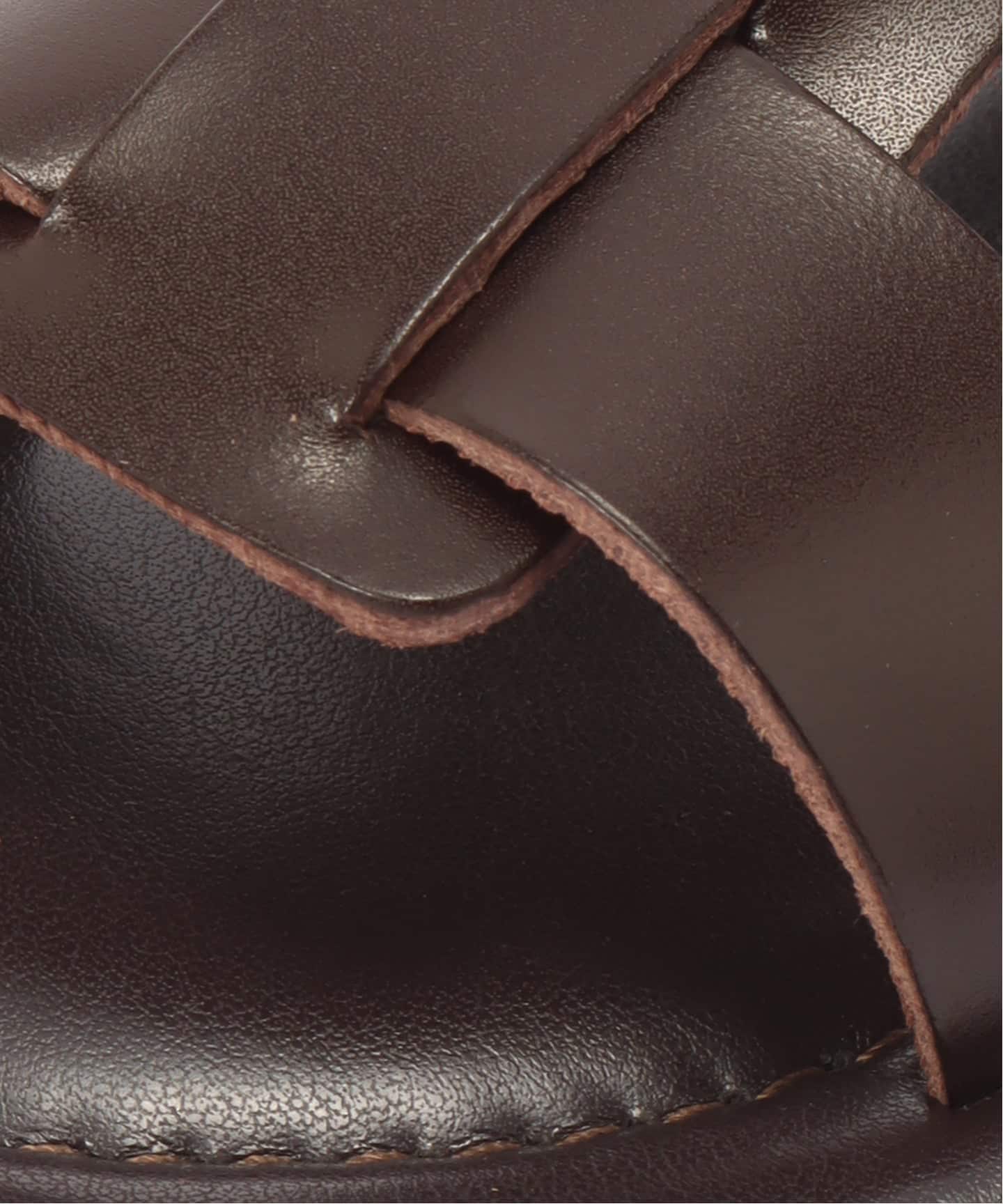 CORSO ROMA 9 / コルソローマノーヴェ】 3ストラップグルカサンダル