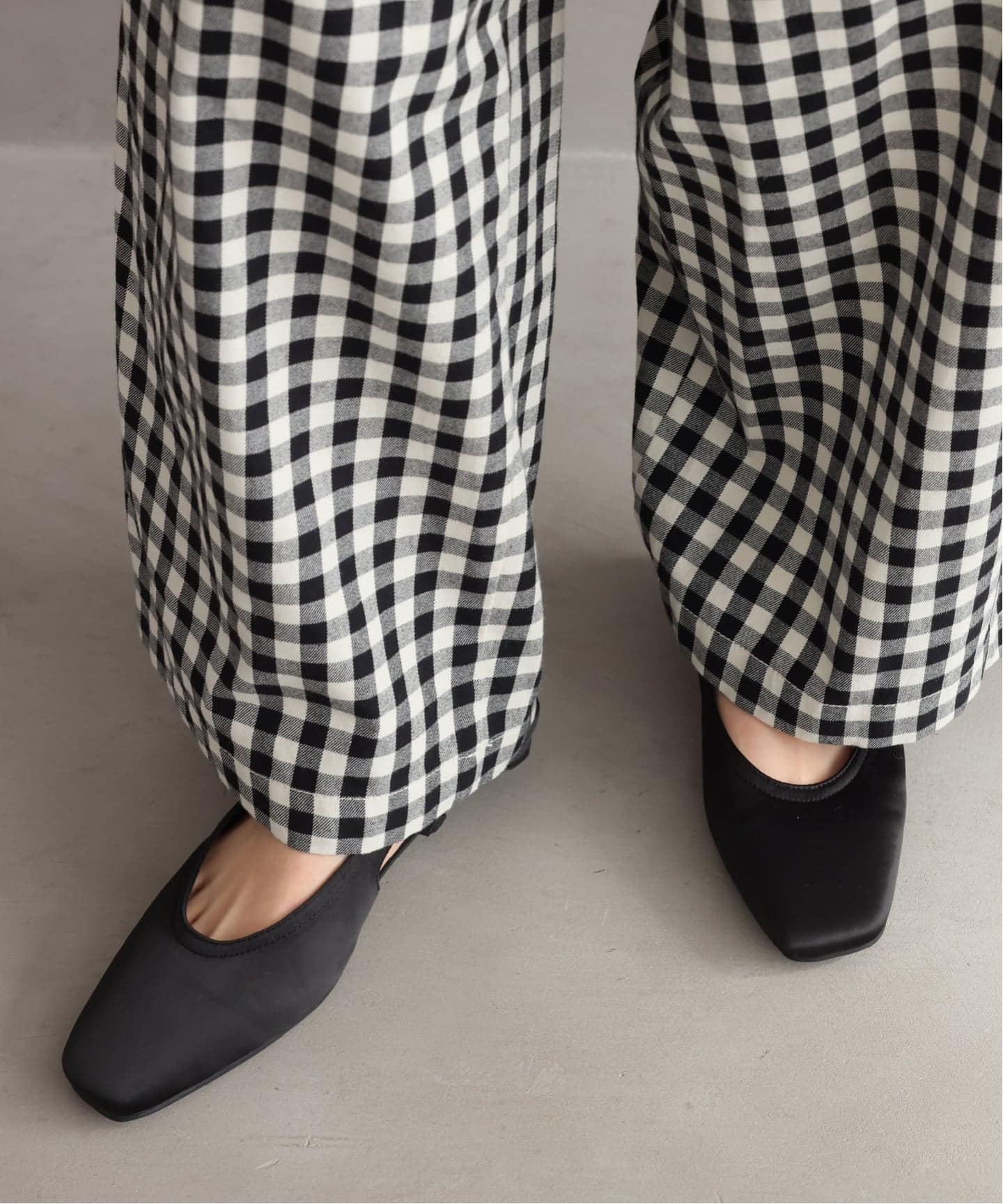 【美品】EPURE/ ETTE Satin Slingbacksフラットシューズ EPURE/エピュレ】 ETTE Satin Slingbacks（その他シューズ）｜JOURNAL