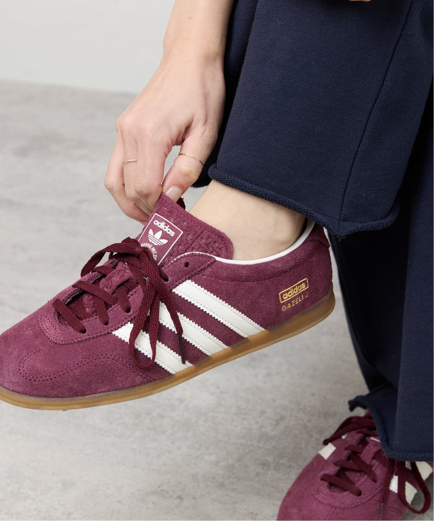 26SS新作］【adidas originals】GAZELLE LO PRO W：スニーカー
