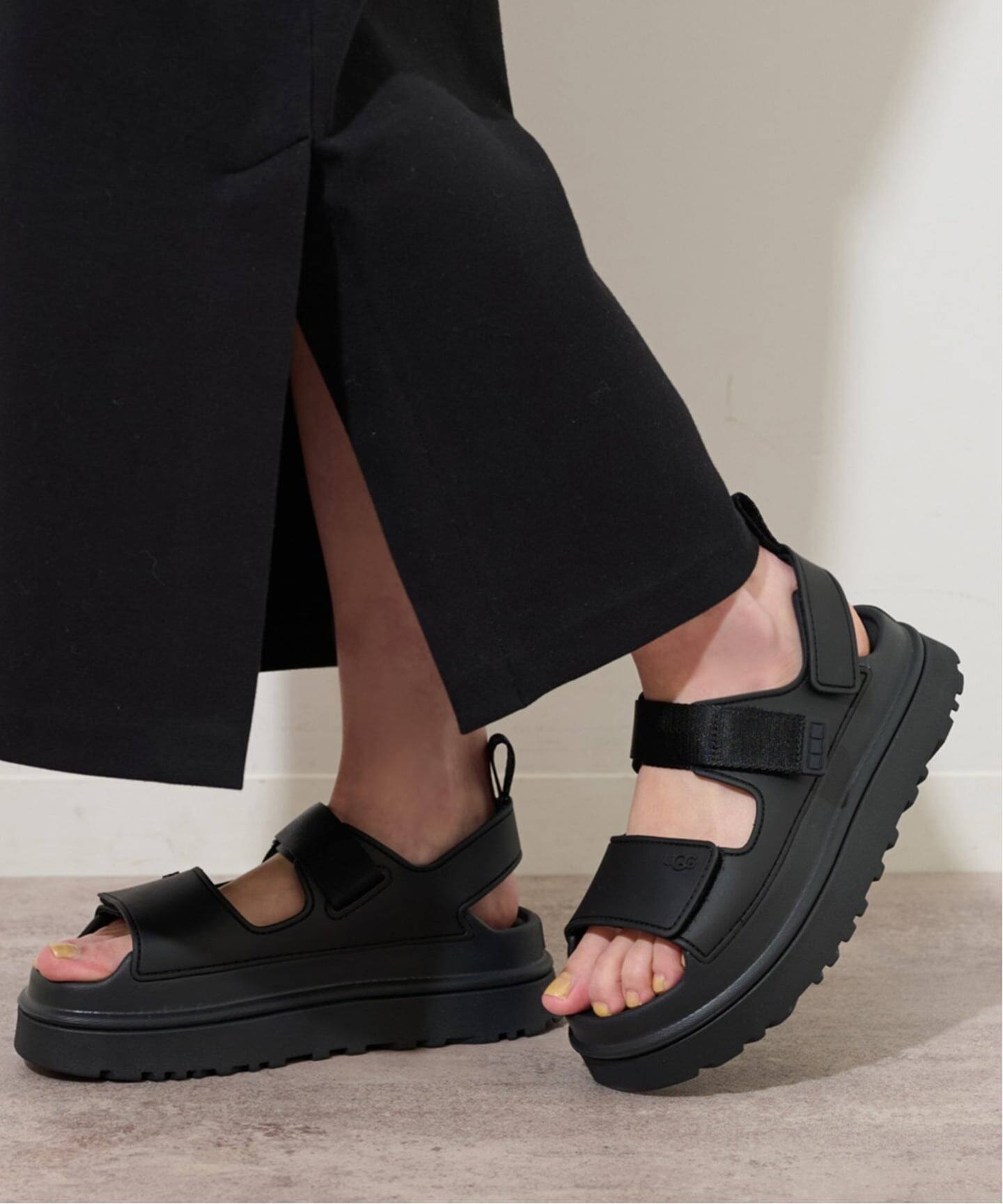 追加》【UGG/アグ】W GOLDENGLOW 1152685：サンダル（サンダル