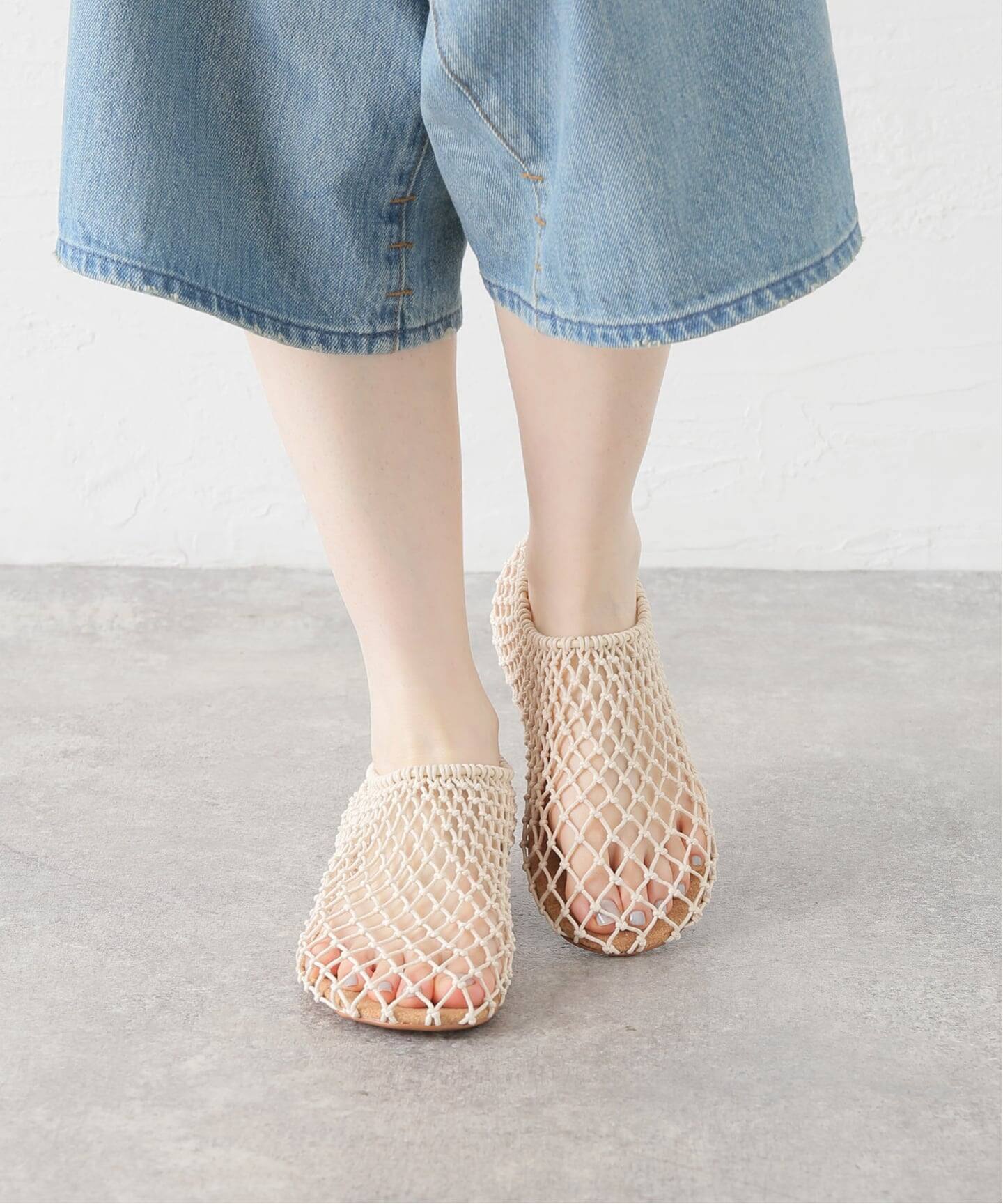 新品未使用TODAYFUL HAND BLADE SLIP ON (ECRU) TODAYFUL/トゥデイフル】 Hand Blade Slip-on（その他シューズ