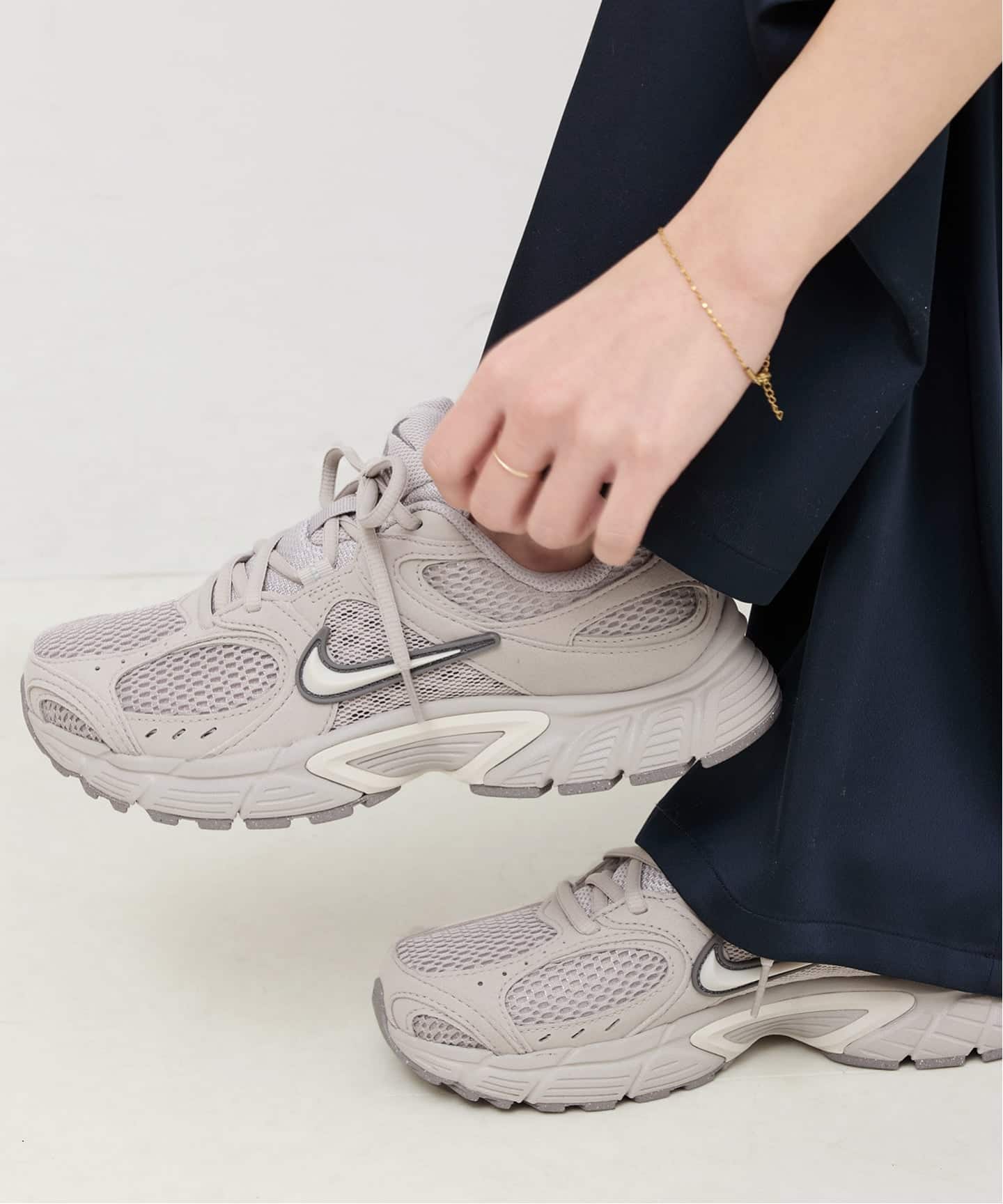WEB限定追加》【NIKE/ナイキ】 ウィメンズV5 RNR：スニーカー