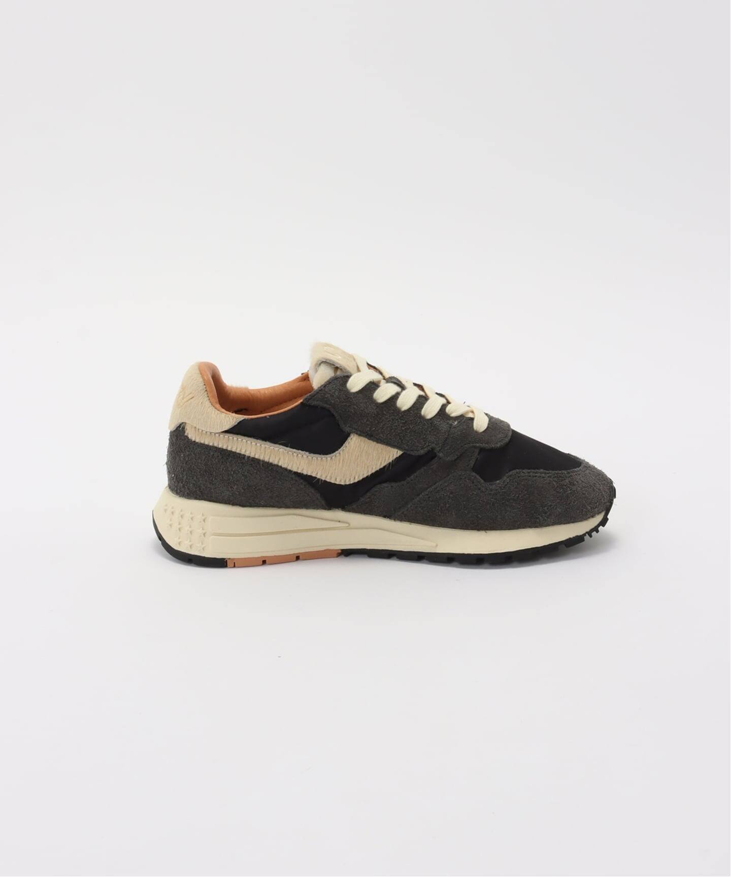 AUTRY/オートリー】REELWIND LOW スニーカー(BLACK)（スニーカー