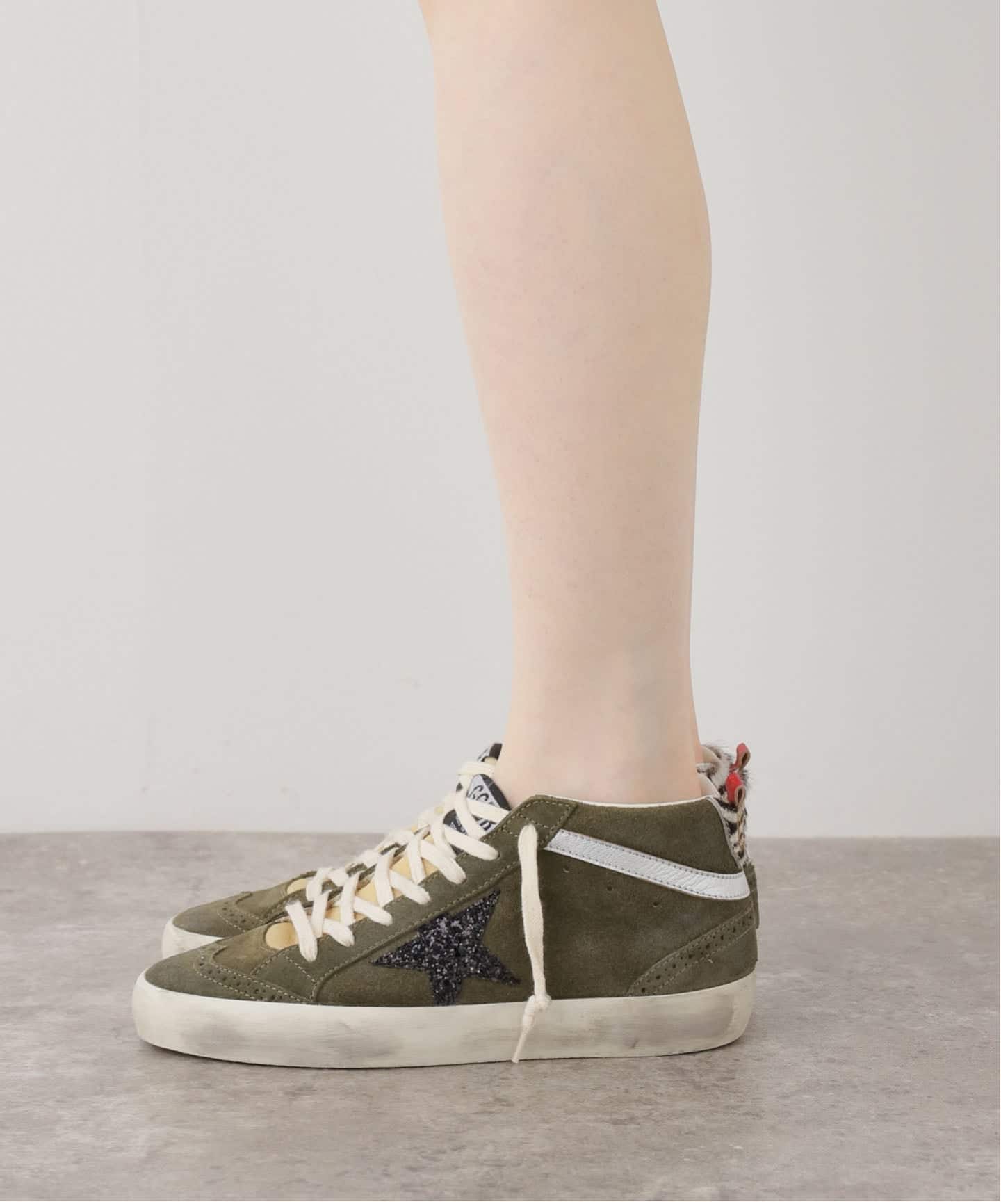 GOLDEN GOOSE/ゴールデン グース】 SUEDE UPPER FOAM MID STAR