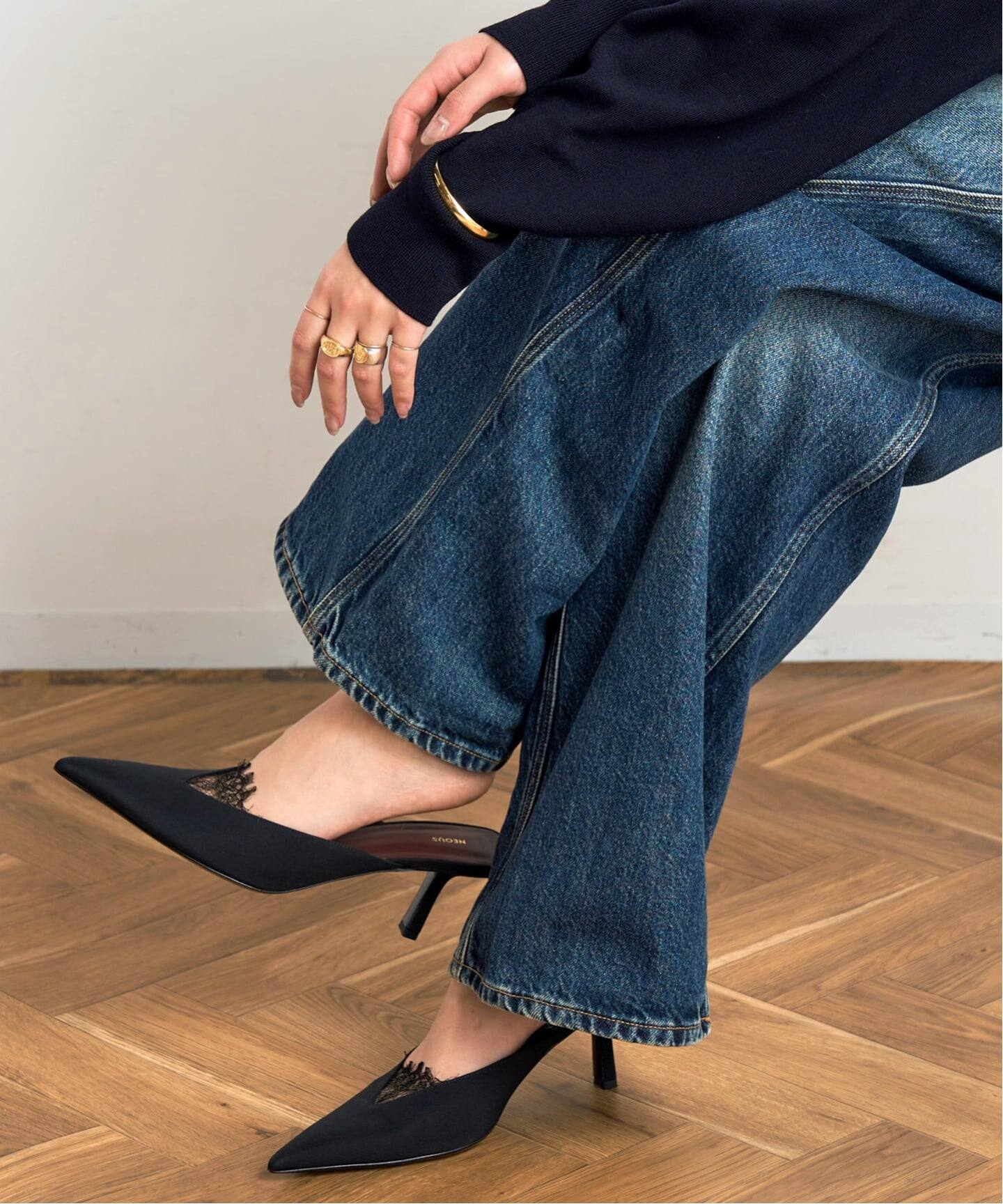 NEOUS/ネオアス】MATAR LACE CREPE PUMPS（パンプス）｜AP STUDIO