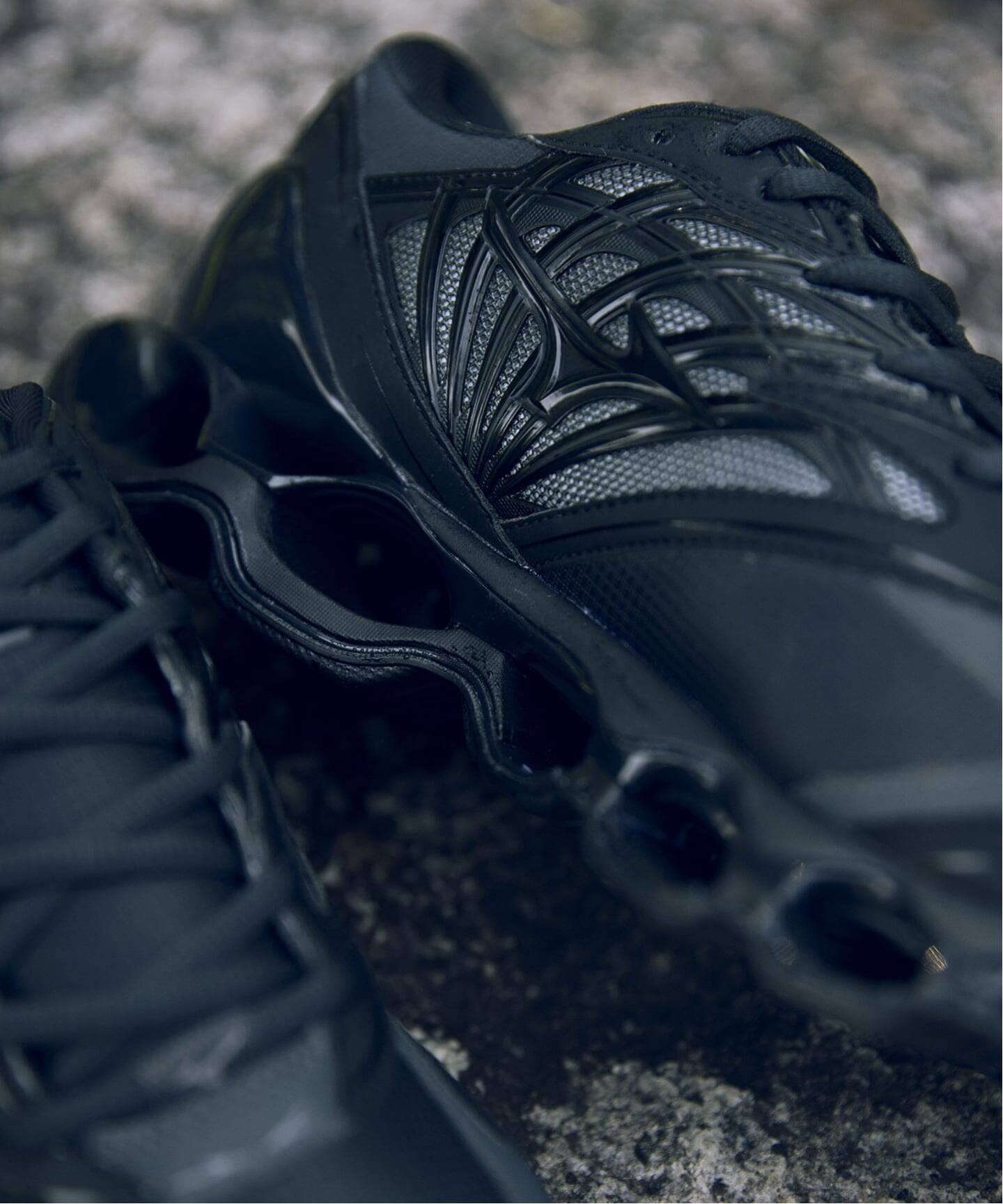 MIZUNO / ミズノ ウェーブ プロフェシー LS ゴアテックス（スニーカー