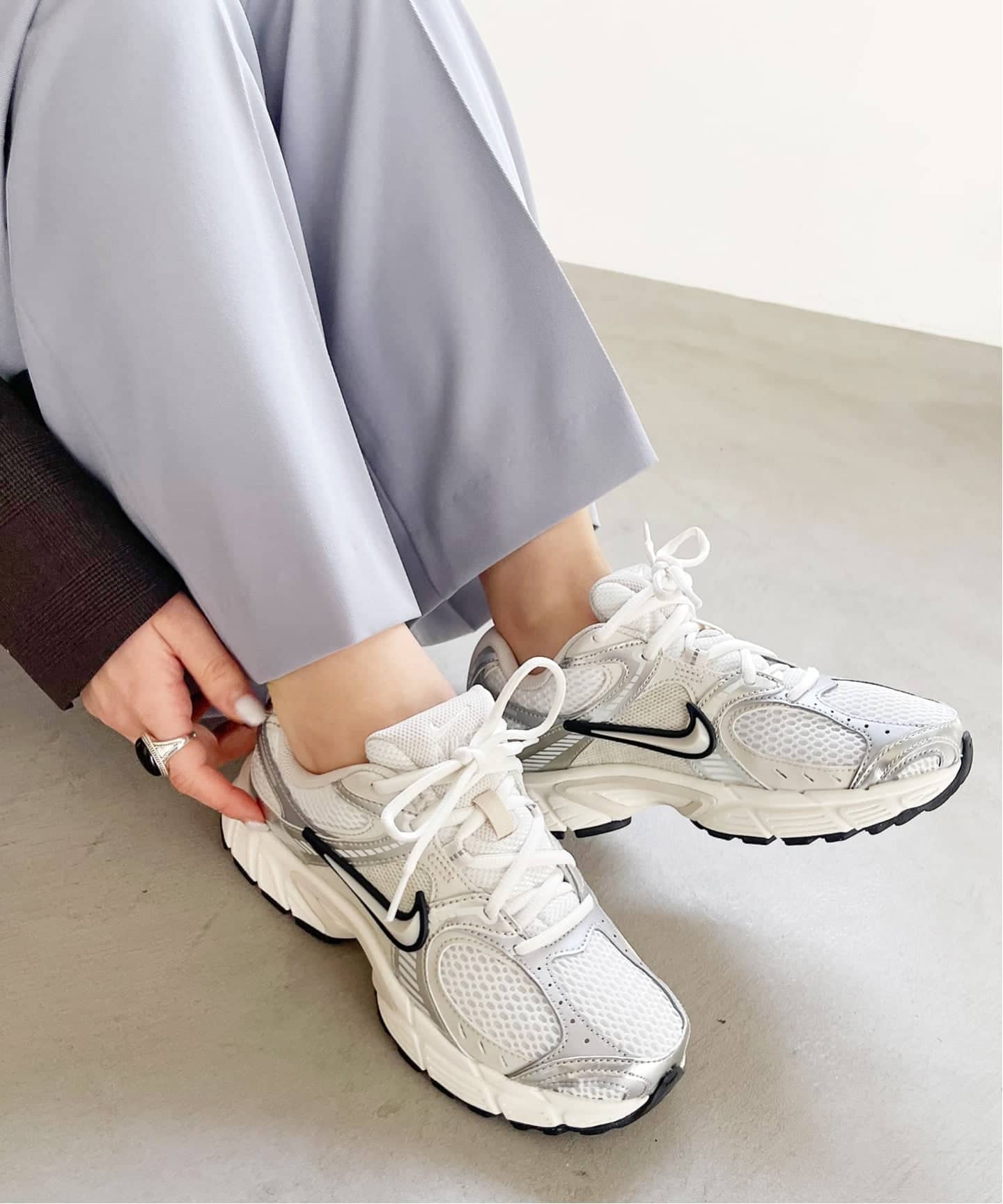 NIKE/ ナイキ ウィメンズV5 RNR（スニーカー）｜LE TALON（ル タロン