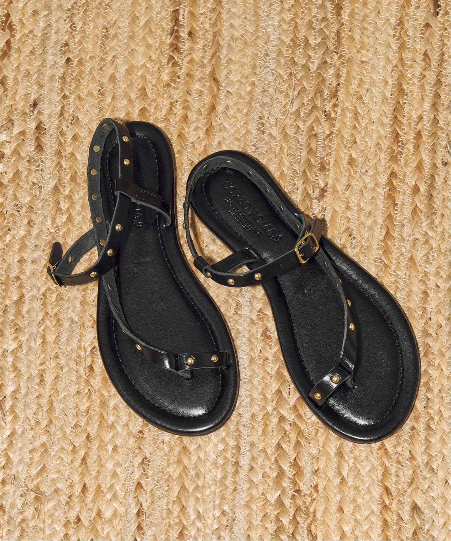 CORSO ROMA9/ コルソローマノーヴェ STUDS TONGS（サンダル）｜GRISE